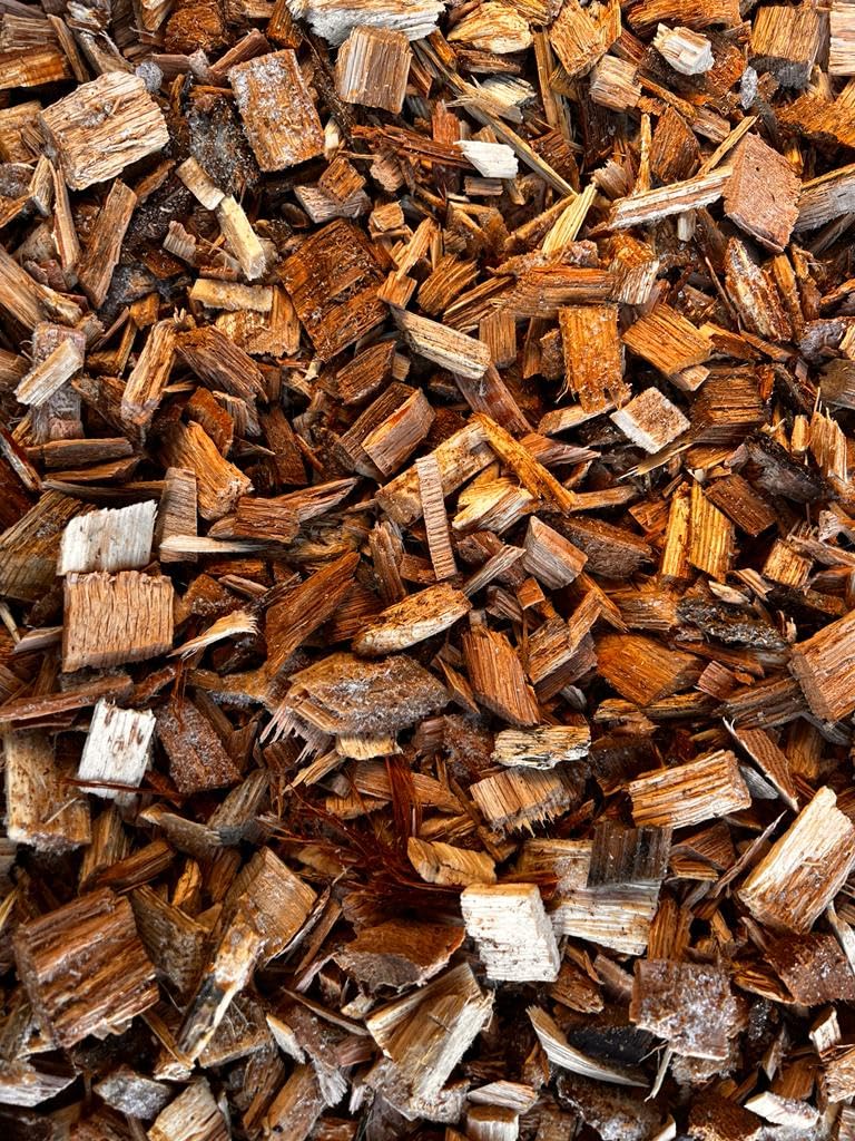 500 L Hackschnitzel Eiche extrem langlebig mit hohem Brennwert Holzschnitzel Fallschutz Gartengestaltung Deko Mulch Holzhackschnitzel