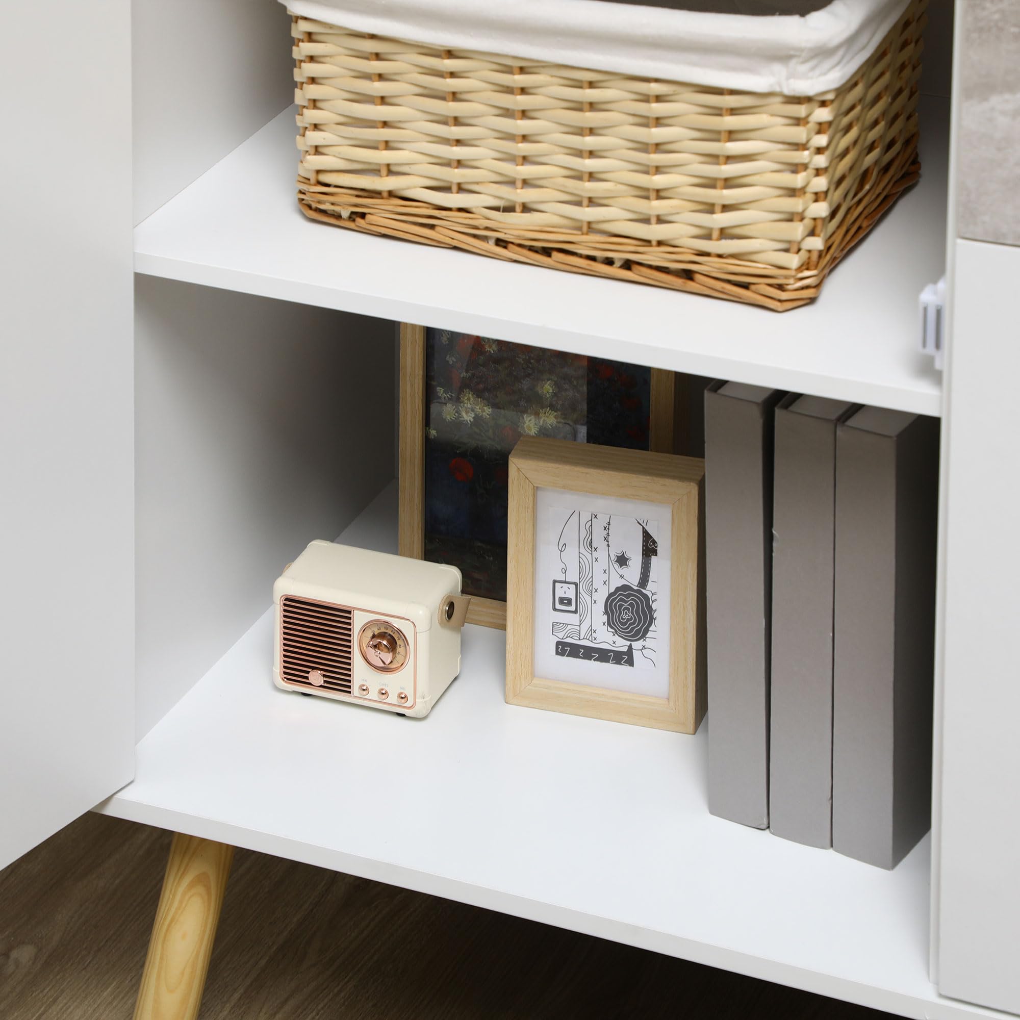 HOMCOM Mobile da Soggiorno Moderno, Credenza da Salotto e Soggiorno, 2 Armadietti a 2 Ante e Cassetto, Mobile Multiuso, Truciolato e Legno di Pino, 98x39x81.5 cm, Grigio e Bianco