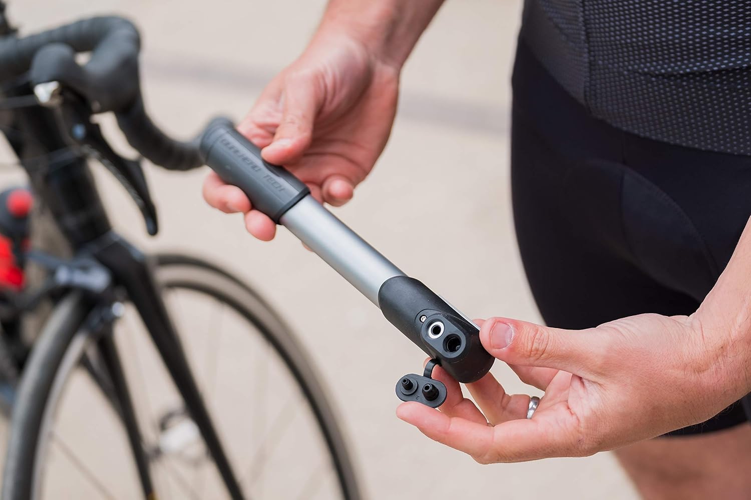 BBB Cycling WindRush S Bike Minipump | Hand Pump with DualHead 3.0 Universal for Presta Dunlop and Schrader | BMP-55 | Grey, 250 mm