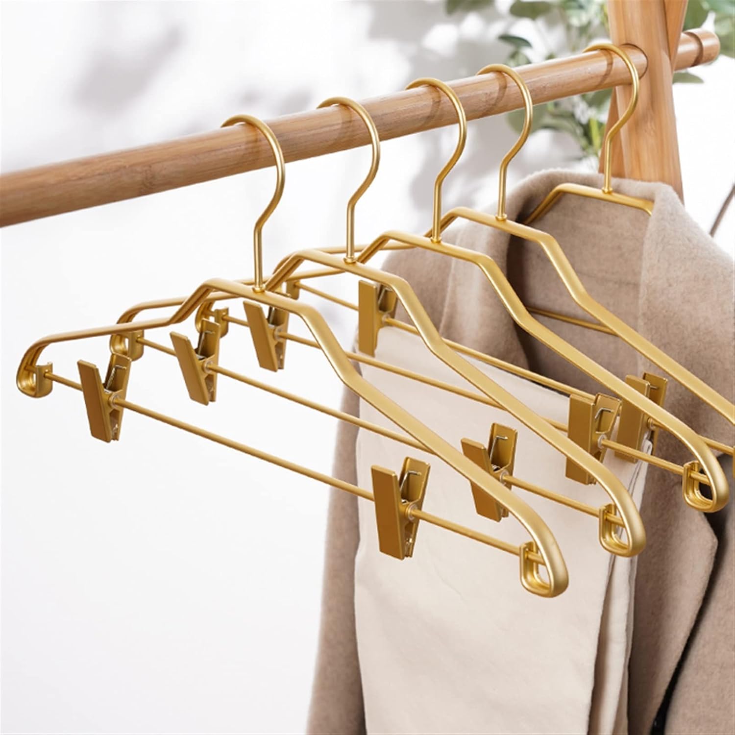 Coat Hanger 5pcs Anti-Slip Trouser Hangers Clothes Hangers Metal Aluminum Alloy Traceless Dress Pants Drying Rack Wardrobe Storage Racks Clothes Hanger (Color : F)