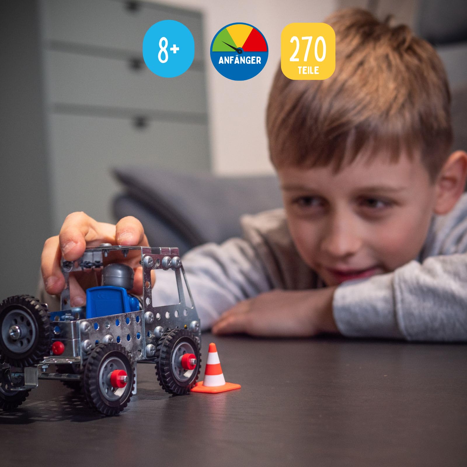 eitech Basisbaukasten - Metallbaukasten 00006, 8-in-1 Set mit 270 Teilen | Konstruktionsspielzeug, Modellbau Kinder 8 9 10 Jahre, Geschenk Mädchen Junge, Montessori Baukasten, Metall Baukasten