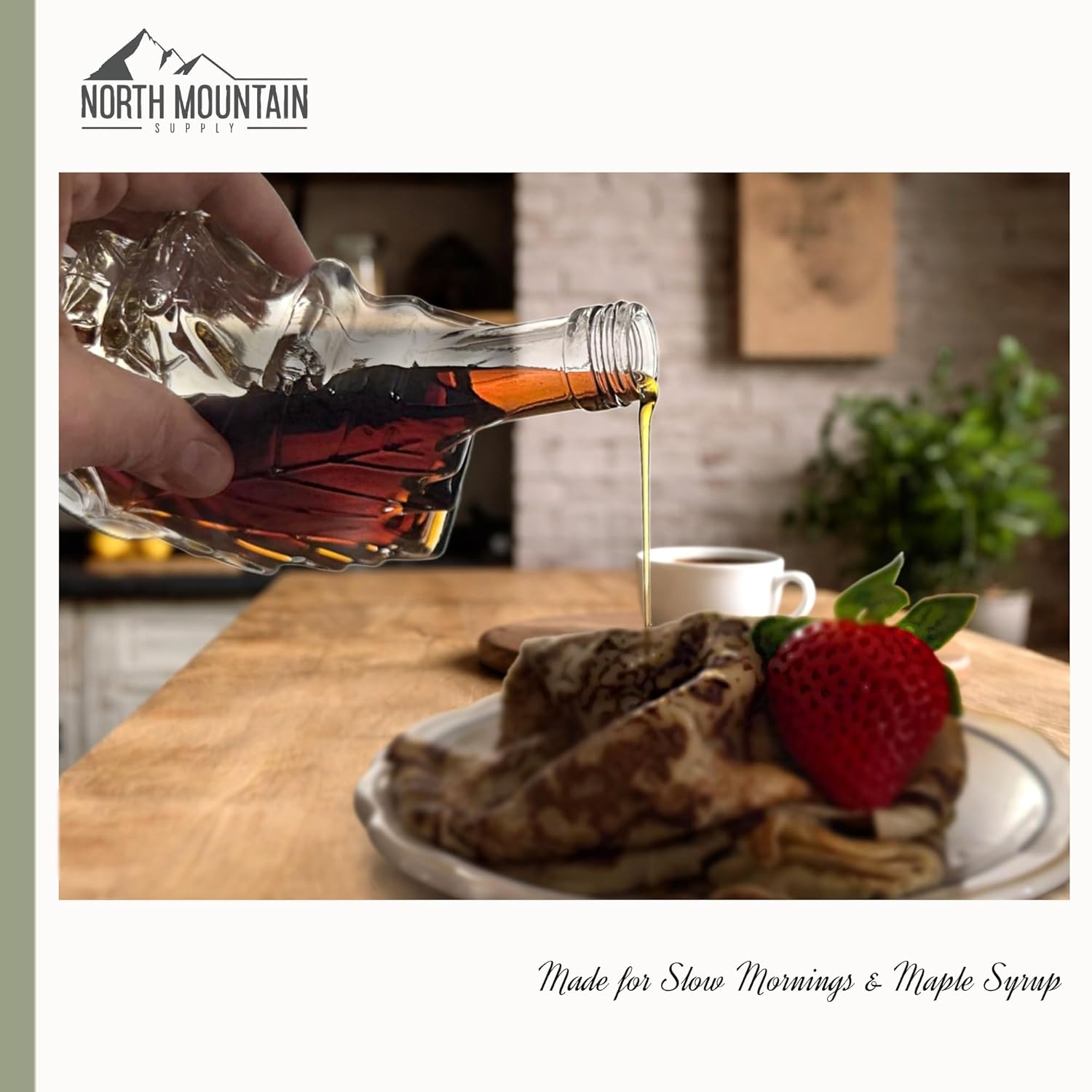 North Mountain Supply Maple Leaf Glass Syrup Bottle – 8.5 fl oz (250 ml) – Black Metal Lid – Case of 12 – Ideal for Maple Syrup, Honey, or Homemade Gifts