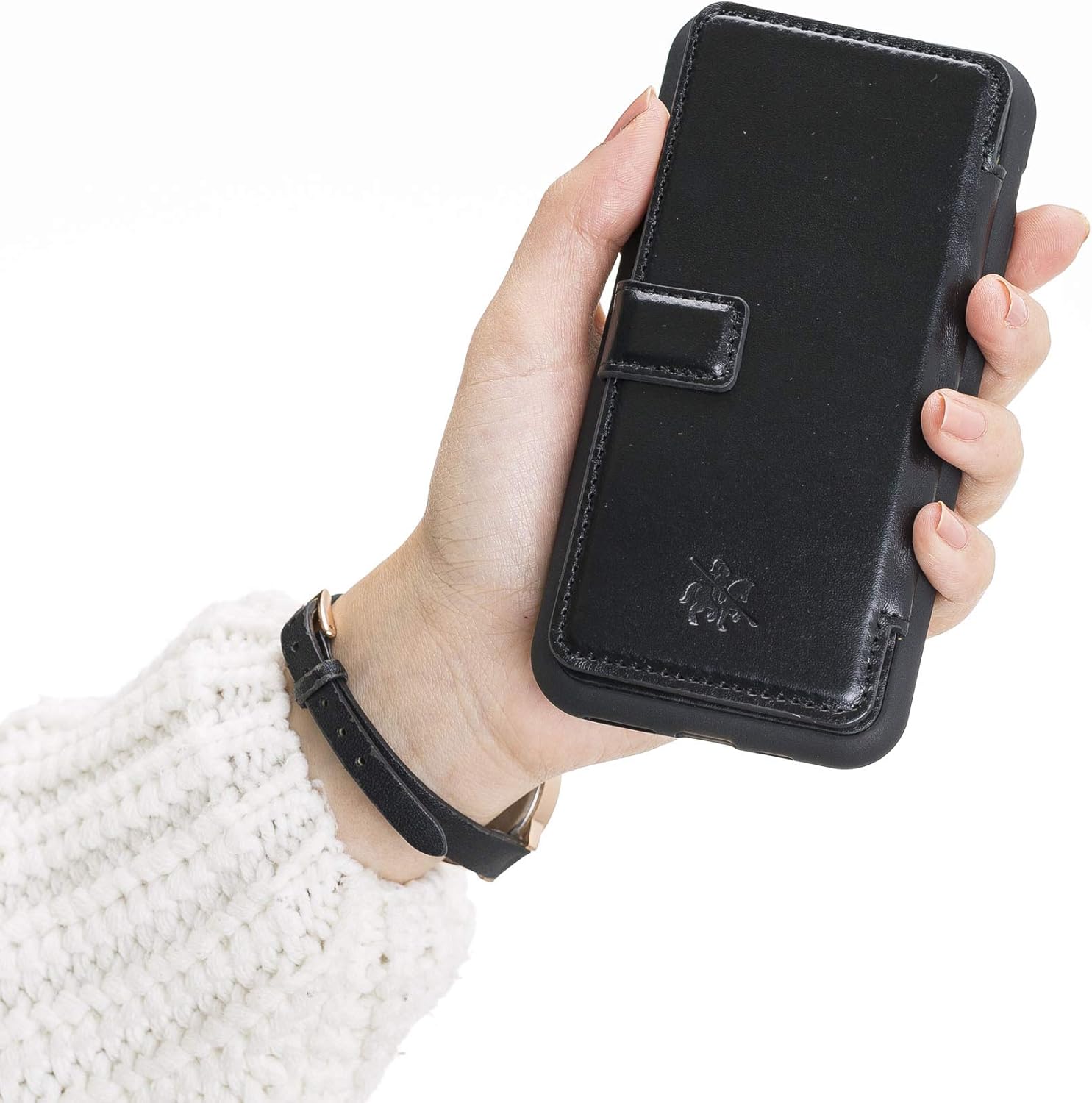 Venito Verona Leather Phone Case Compatible with iPhone 11 Pro (5,8 inch) - RFID Blocking Snap-On Flip Back Cover Slim Phone Wallet Case - Rustic Black