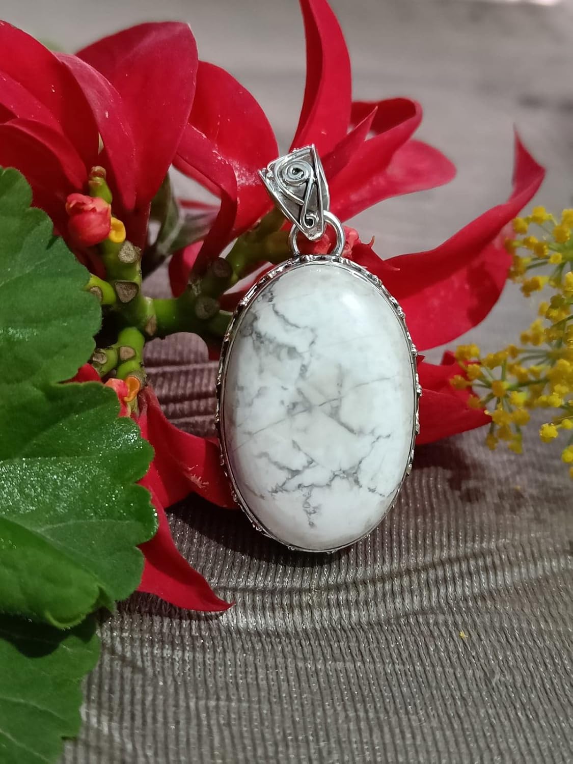 White Howlite Pendant,925 Sterling Silver,White Marble Pendant,Pendant For Girl Friend,Howlite Crystal Necklace,Silver Howlite Pendant,Fashion Jewelry For Gift,Charm Pendant,Gift For Daughter