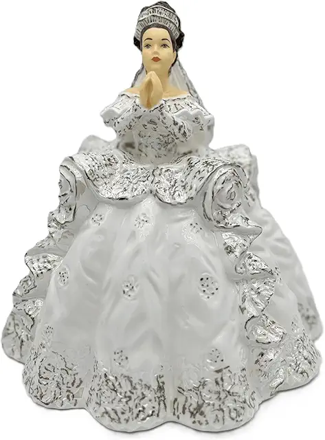 Little Prayer Brunette Figurine - Prayers and Promises Collection