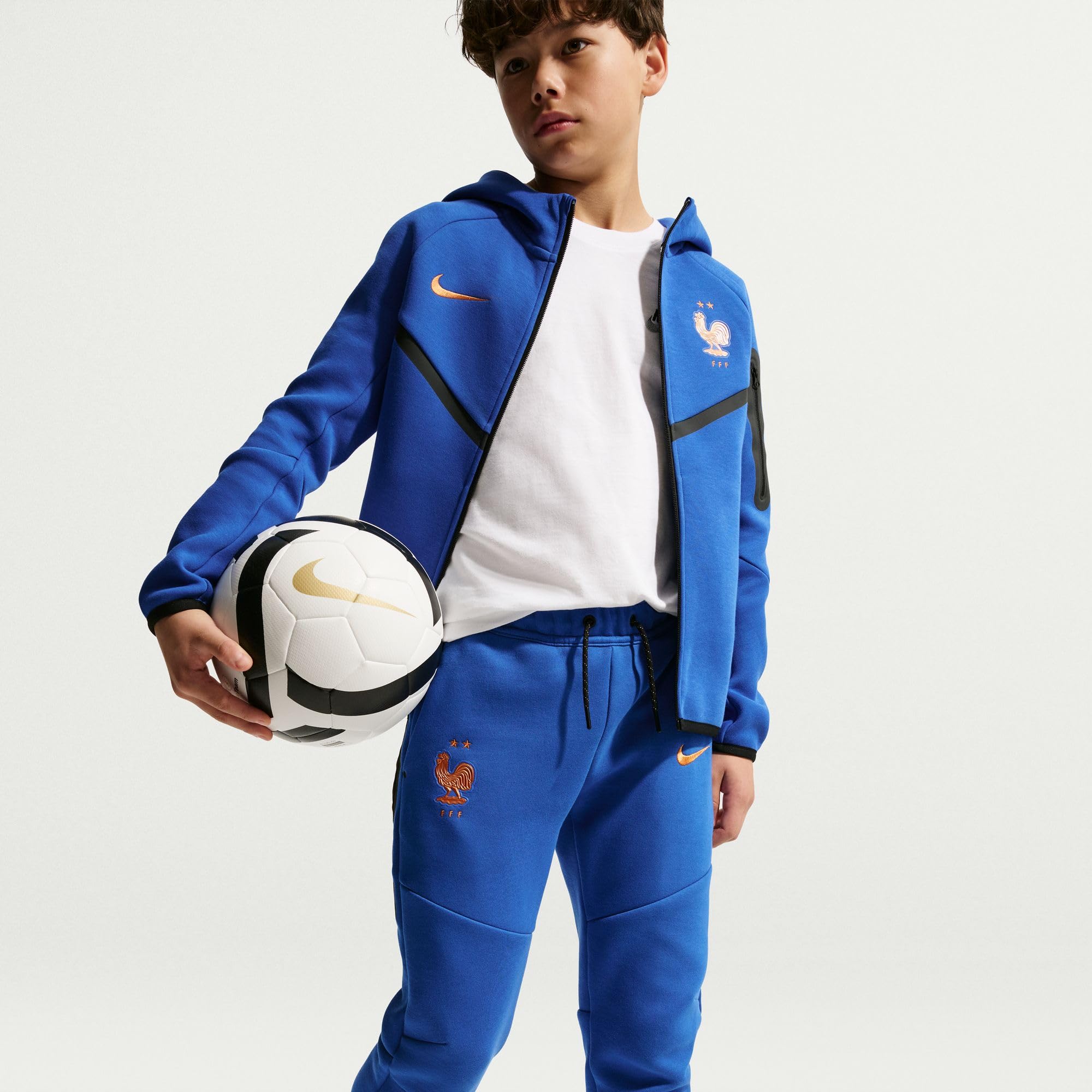 NIKE spodnie piłkarskie Uniseks - dzieci Fff Tech Fleece Nike Fußballhose Für Ältere Kinder Für Jungen