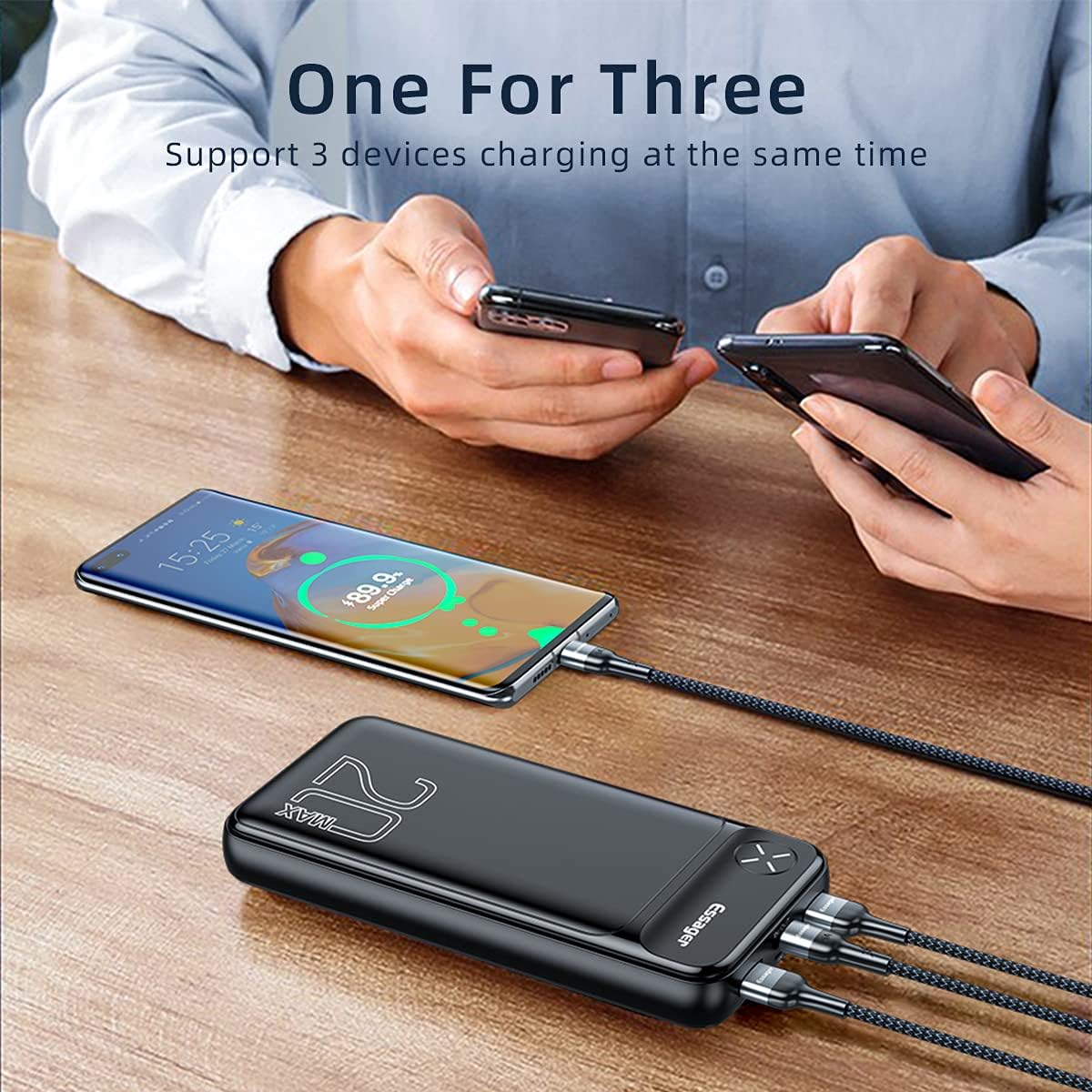 Charging three devices simultaneously with ESSAGER Power Bank