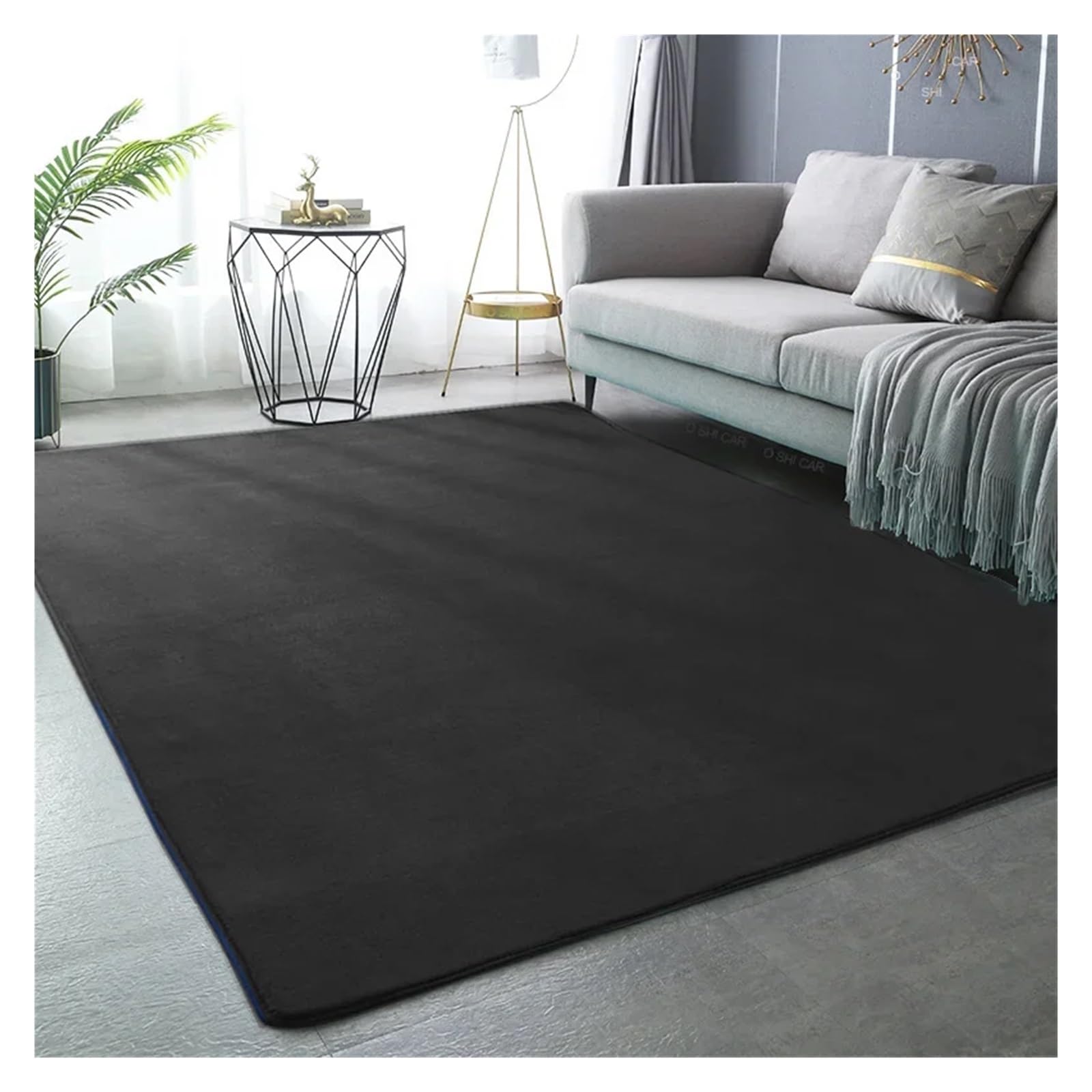 Tapis en velours de corail noir pour réchauffer l'ambiance de votre chambre