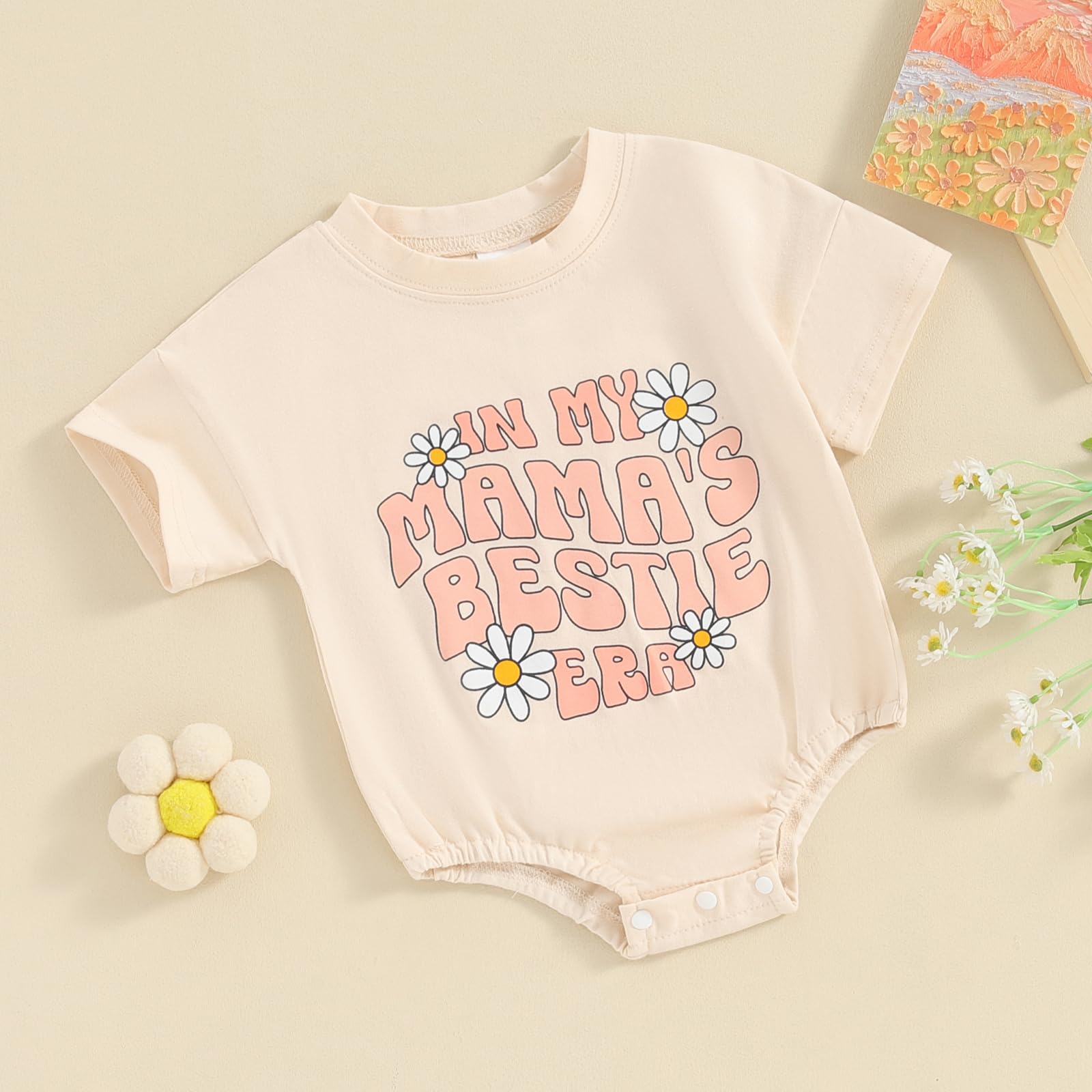 Mameluco de manga corta para bebé recién nacida con diseño de margaritas y margaritas en la era de mi mamá, Beige, 3-6 Months