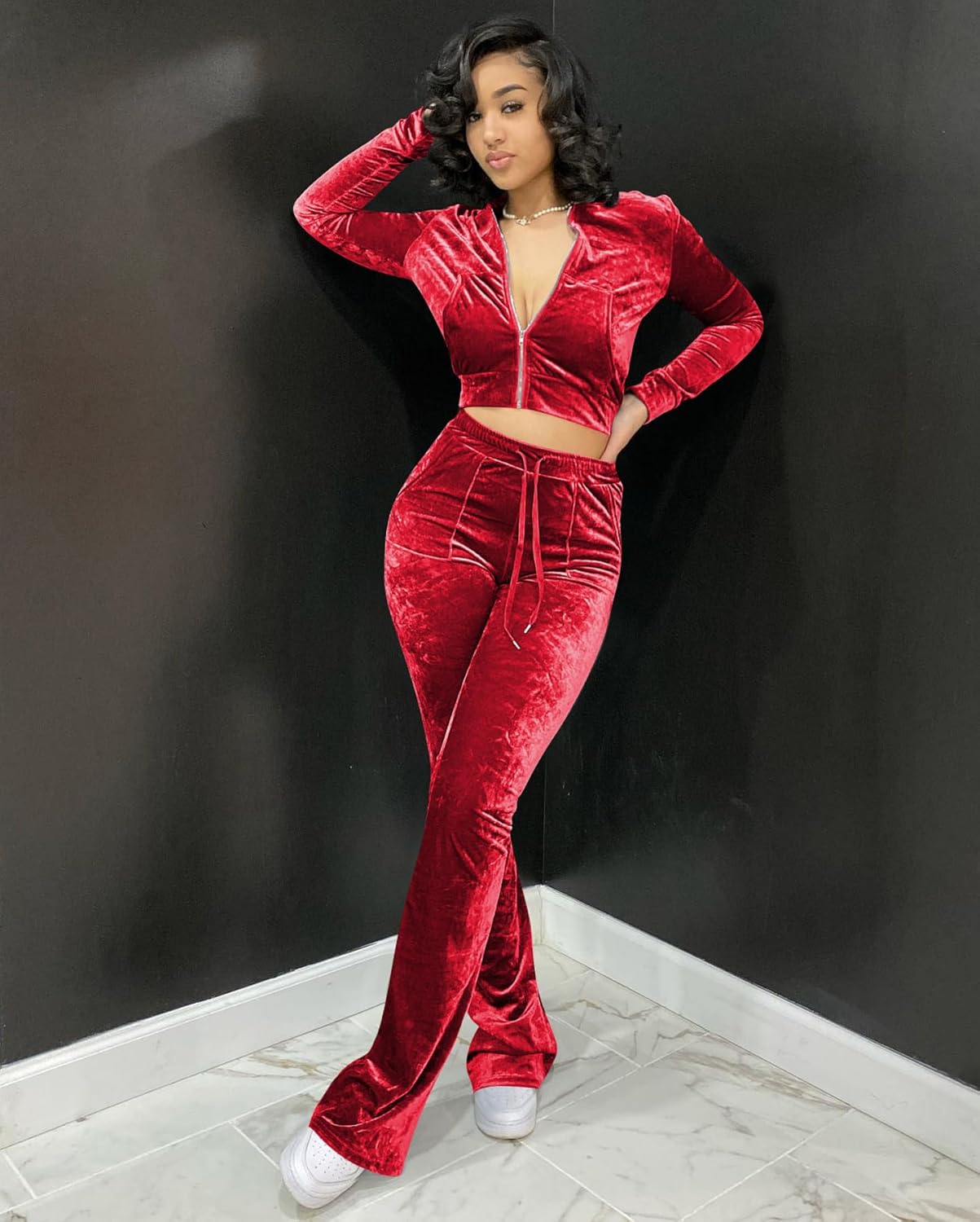 yidengymx Womens 2 Piece Velour Tracksuit Two Piece Outfits for Women Long Sleeve Zip Up Crop Tops Sweatpants Sets Pockets - Image 3
