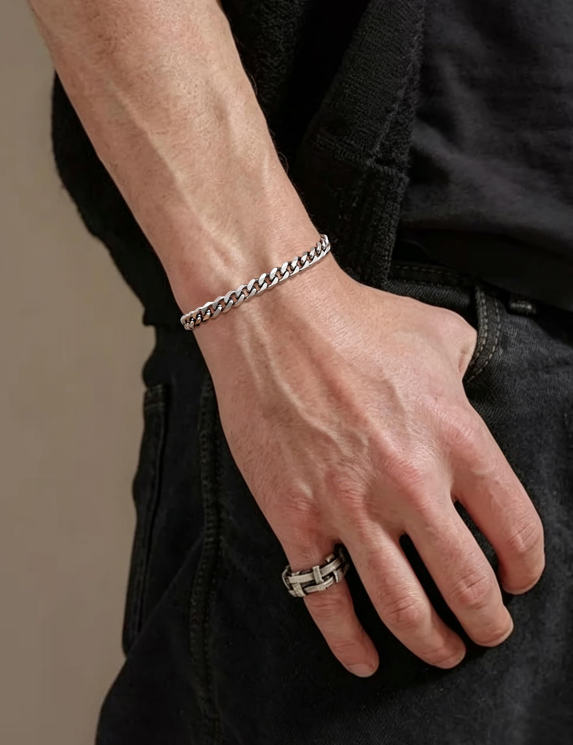 Fiusem Pulsera de eslabones cubanos de 5 mm en tono plateado para hombre