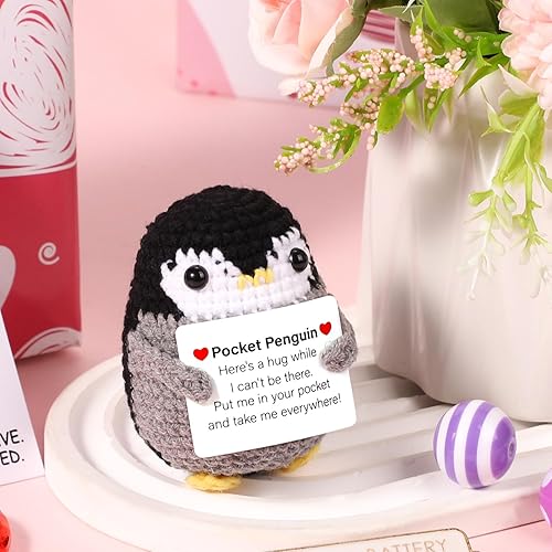 Vista 47 de BOXOB Mini pingüino positivo divertido, 2.6 pulgadas, lindo juguete de pingüino de punto con tarjeta positiva, muñeca de ganchillo de pingüino Negro