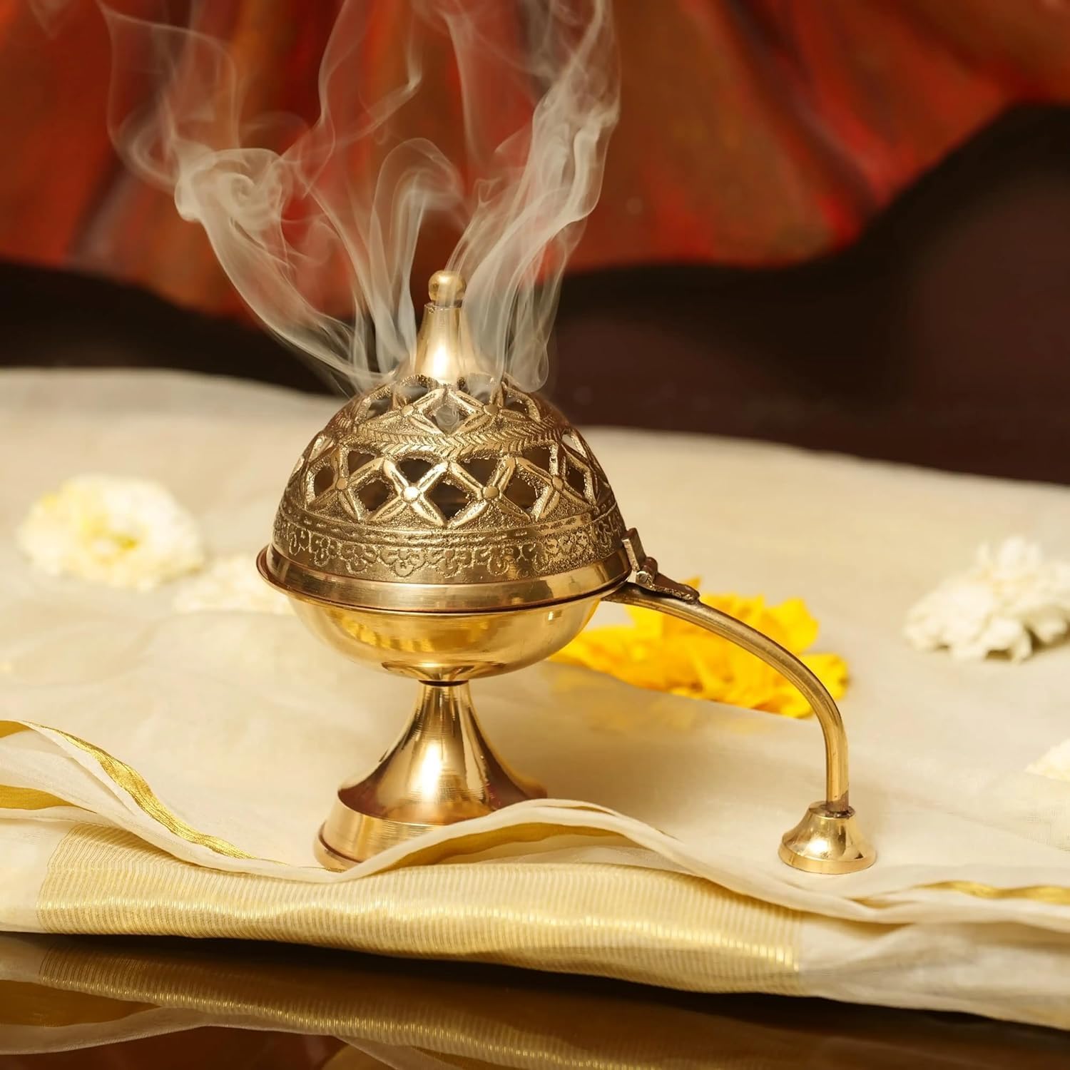 Brass Dhoop Dani with Handle for Puja | Traditional Brass Incense Burner with Dome Lid | Decorative Dhoop Holder for Temple, Home & Spiritual Use (4.5 * 4)