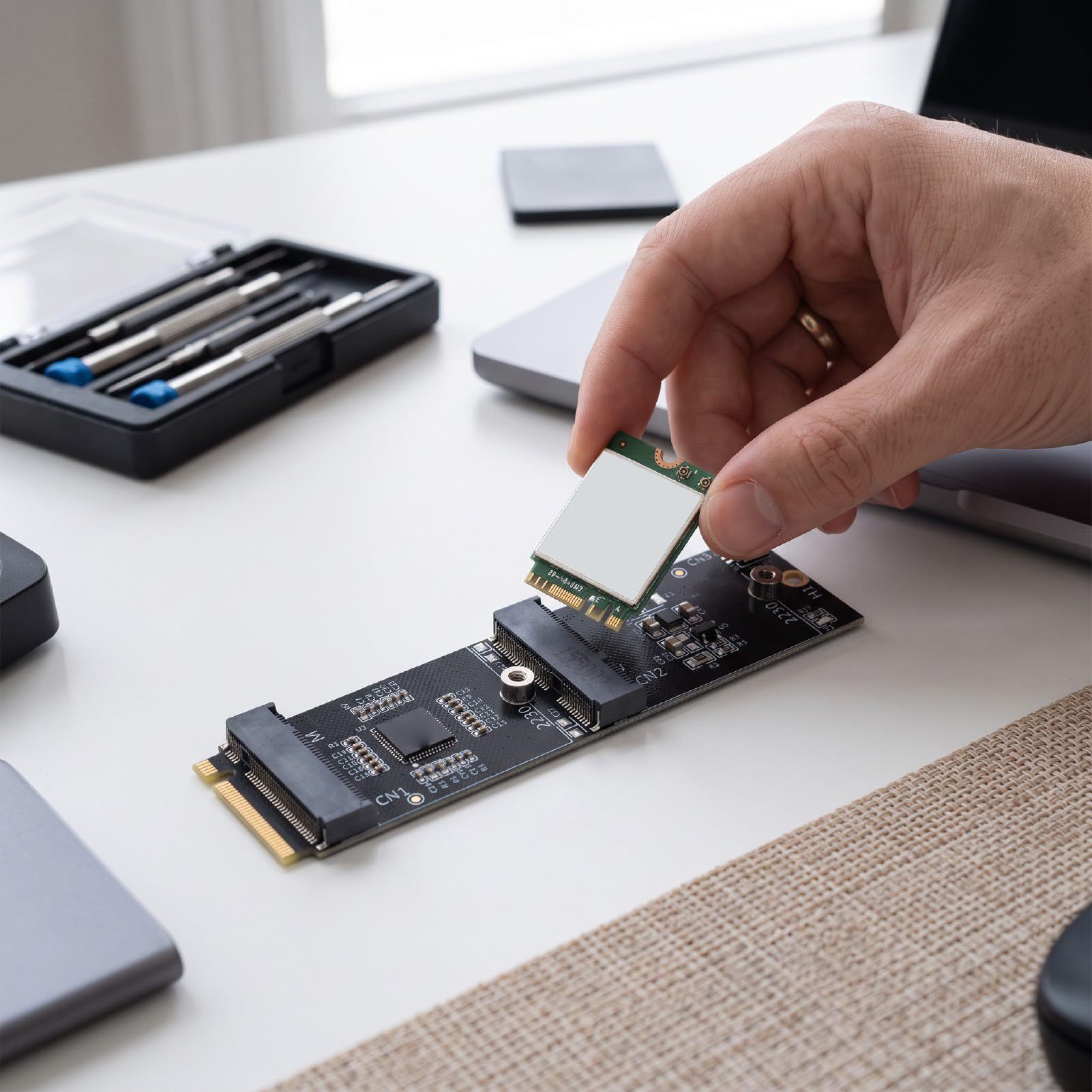 Sxhlseller Adaptateur Double M.2 PCIe, SSD NVMe 2230 + Module Key E WiFi BT