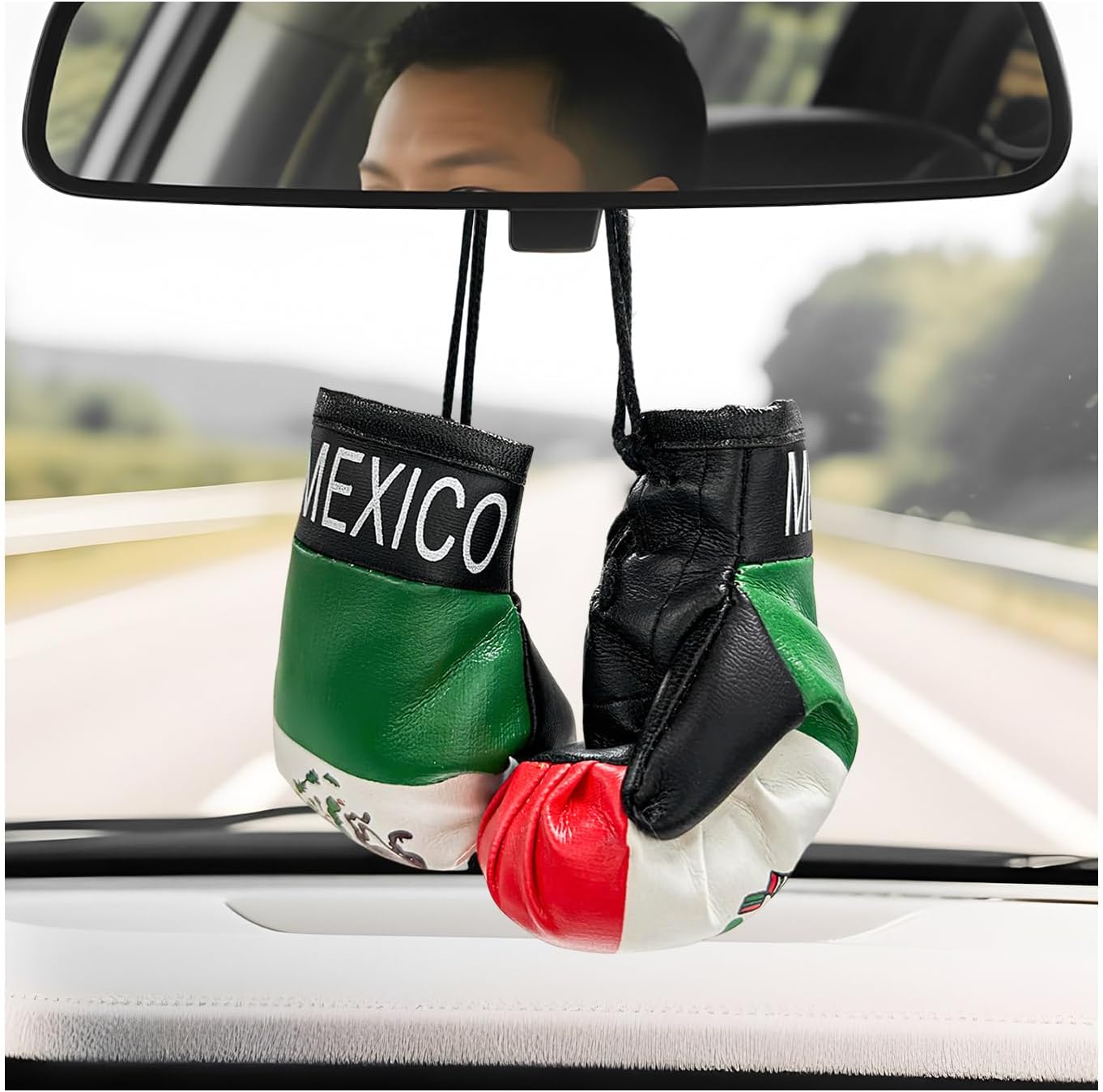 1 Pair Mini Boxing Gloves for Car Mirror, Auto Mirror Hanging Gloves with Flag Pattern, Country Flag Miniature Boxing Ornament for Most Vehicle Mirrors, Car Accessories (Mexico)