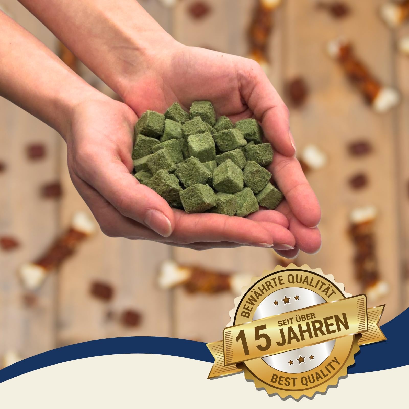 Lyra Pet® 1 kg (5x200g) Katzengraswürfel gefriergetrocknet Snack für Katzen | Mit Huhn & Gerstengras - Getreidefrei & verdauungsfördernd - Ideal auch für Kitten & Senioren - Vitalstoffreiche Belohnung