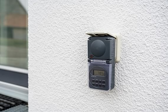 Brennenstuhl Digital Weekly Timer IP44 Digital Timer Socket