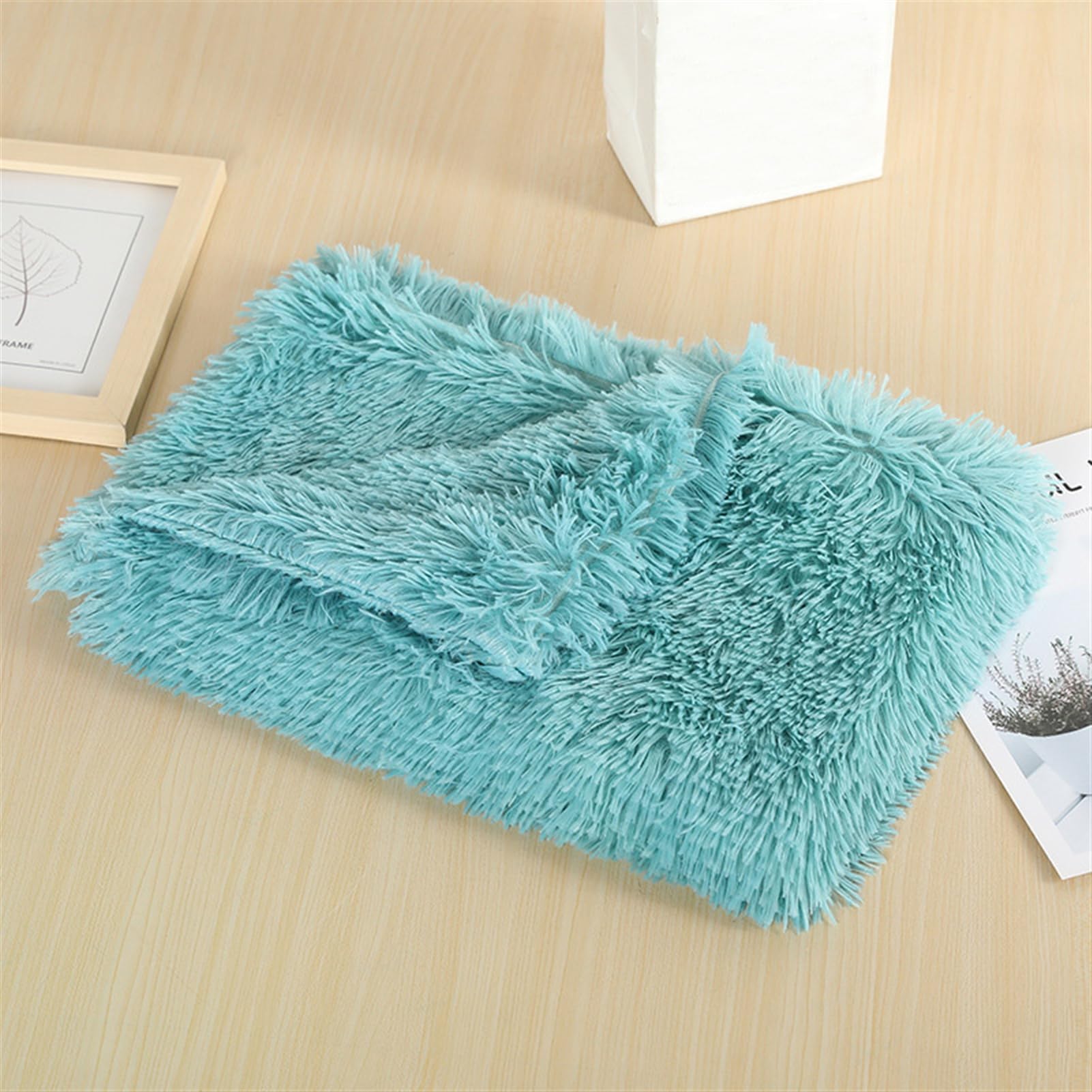 Wokuaile Puppy Blanket Pet Soft Fleece Dog Blankets Fluffy Warm Cat Kitten Throw Plush Washable Reversible for Large Medium Small Dog Light Blue, 54 x 78 cm