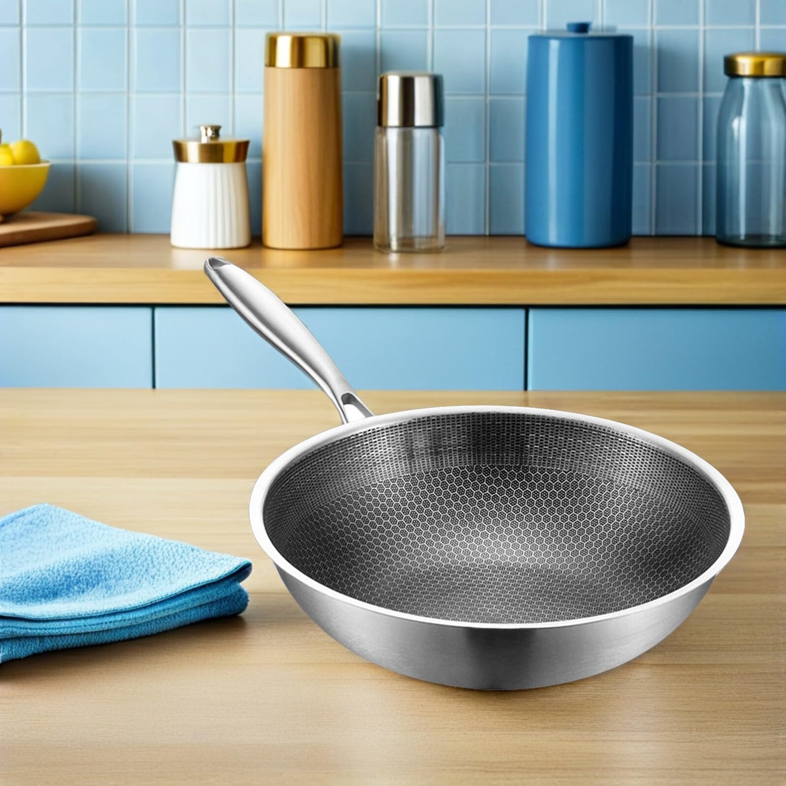 UPKOCH Padella Wok in Acciaio Inox 20.5 Pollici Con Rivestimento Antiaderente a Nido D'Ape Manico Ergonomico Riscaldamento Rapido E Uniforme Per Cucina Professionale E Uso Quotidiano