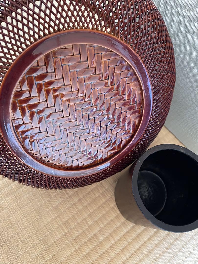 Amazon.co.jp: 漆 工芸 飛騨春慶塗 あじろ駿河竹千筋細工 花篭