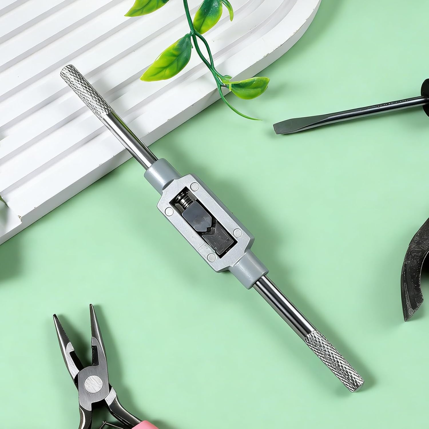Molain 3mm-12mm Adjustable Tap Wrench Handle, 1/16"-1/2" Reamer Tap Handle Steel Adjustable Wrench Hand Profesional Tool for Tapping Operations