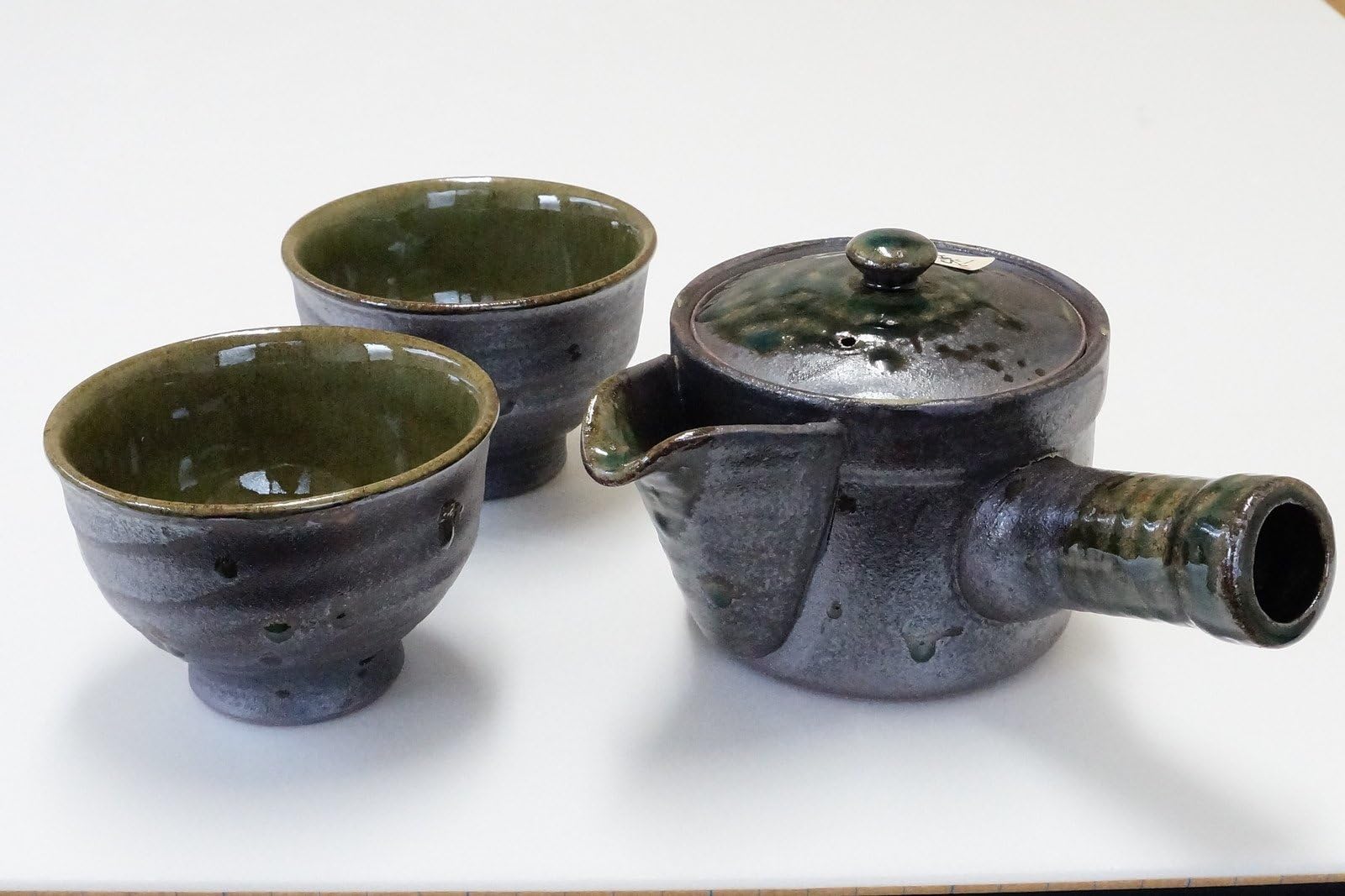 Japanese Ceramic Tea Ceremony Set Kyusu Teapot with Strainer & 2 Sencha Cups Black Oribe
