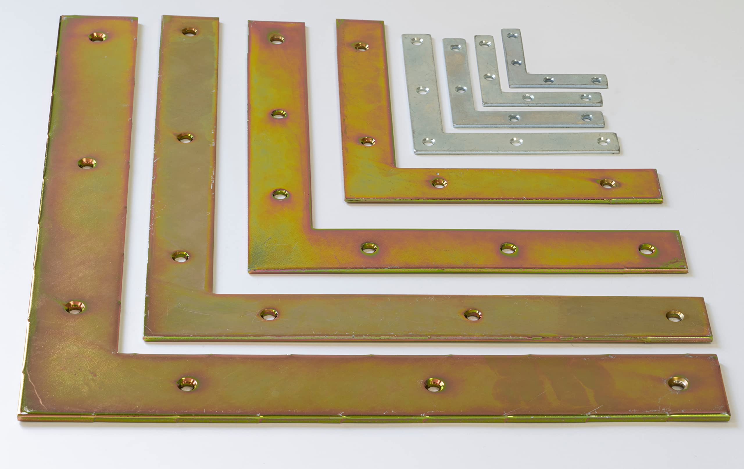 AERZETIX - C58809 - Lot de 2 Équerres d'assemblage et fixation plates 300x300x40x4 mm - équerre de cadre - charpente bois porte fenêtre - en acier zingué jaune