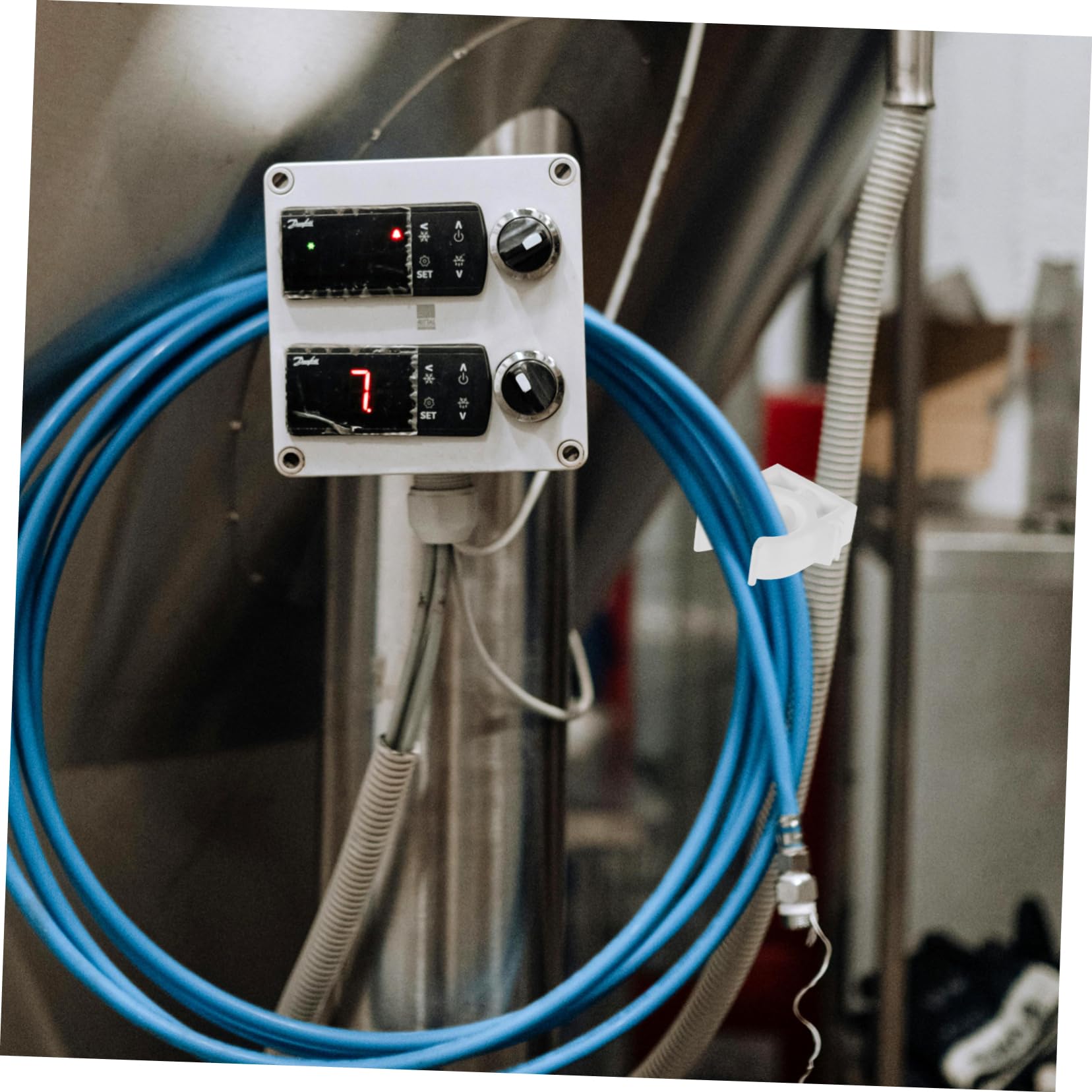 ULTECHNOVO 120 Stk Schlauchschelle Stützklemme Rohrschellen Schnallen für Wasserleitungen Wasserrohrschelle Zaunklemme rohrhalterung schlauchhalter Stützbasis Spannwerkzeuge Abs Weiß