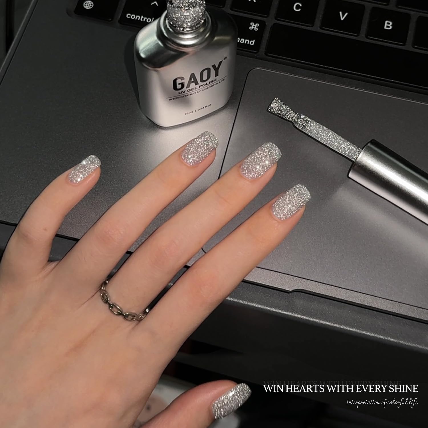 Amazon.com : GAOY Silver Reflective Glitter Gel Nail Polish, 16ml
