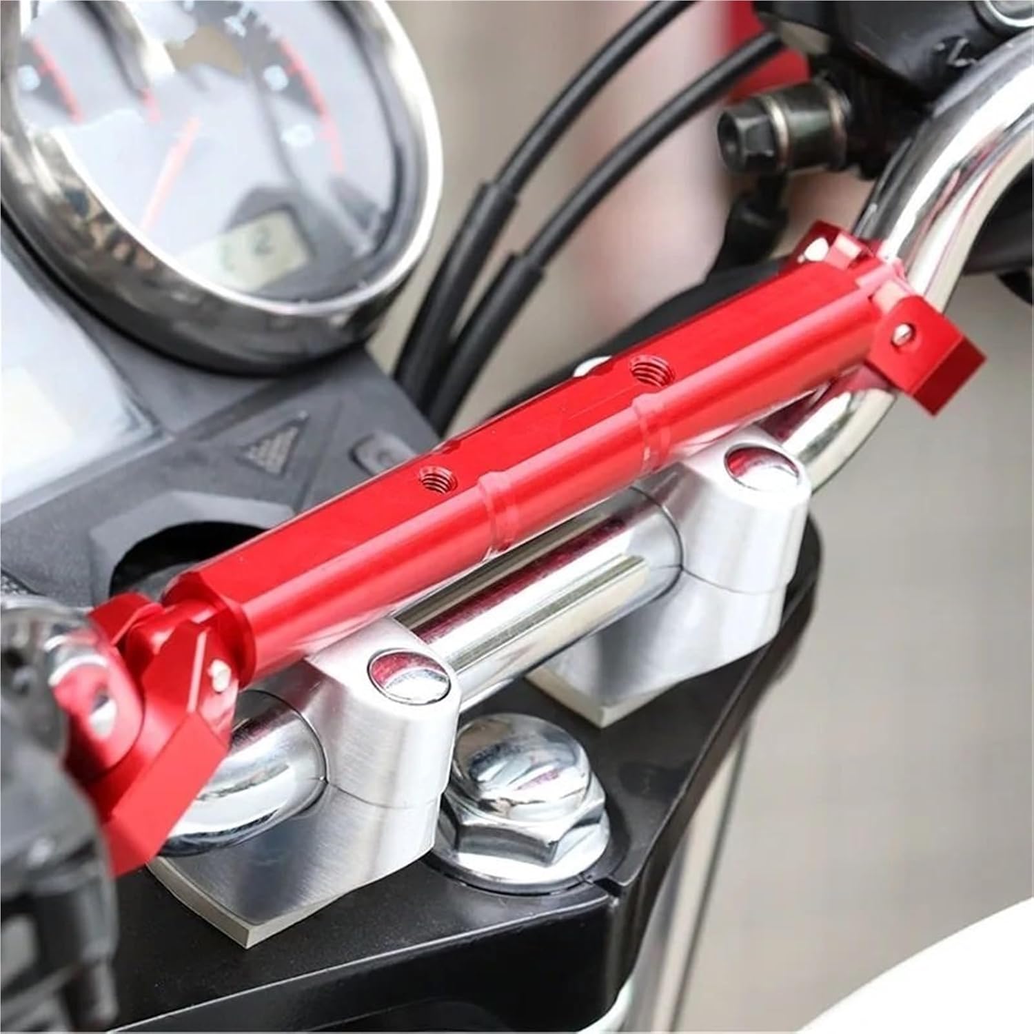 オートバイの改造部品 ハンドルバー 22mm オートバイ用ユニバーサル調節可能ハンドルバー 多機能 CNC アルミ合金 厚みのあるバ