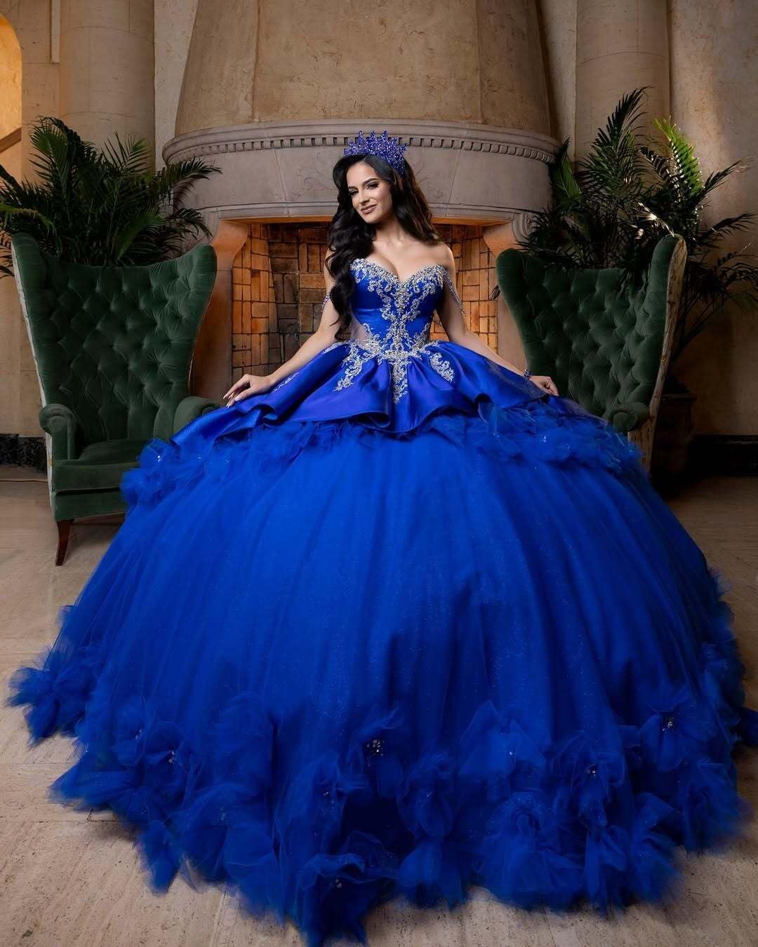 Off Shoulder Quinceanera Dresses with Silver Appliques 3D Big Flower Sweet 16 Dress Tulle Beaded XV Dress with Bow