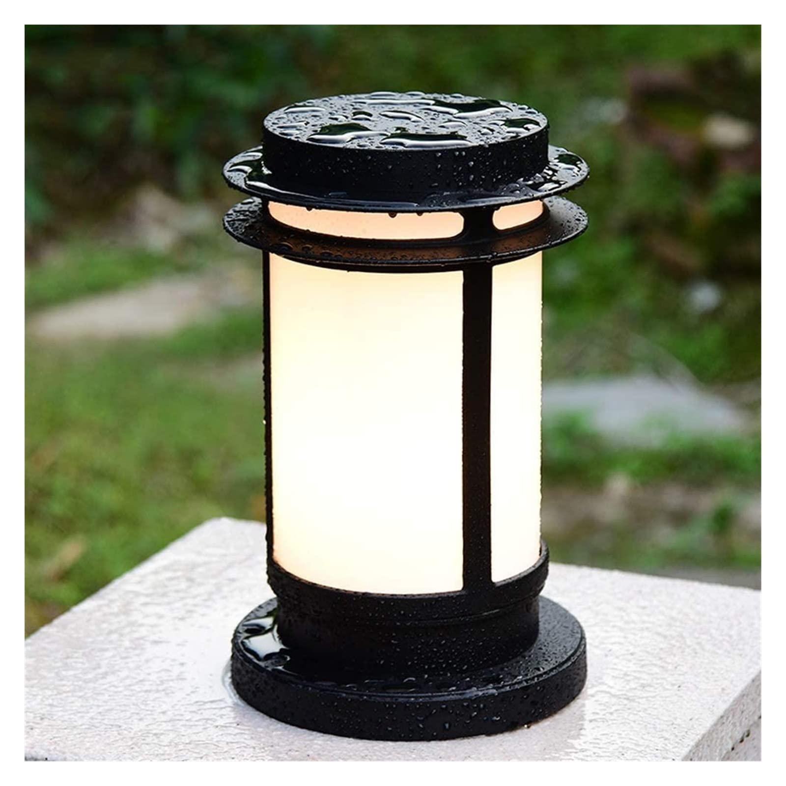 Lampada da cortile rotonda in alluminio nero per esterni da giardino Lampada da palo in vetro Semplice porta impermeabile Prato Colonna luminosa Cortile Parco Paesaggio Lampada a colonna Lampada da