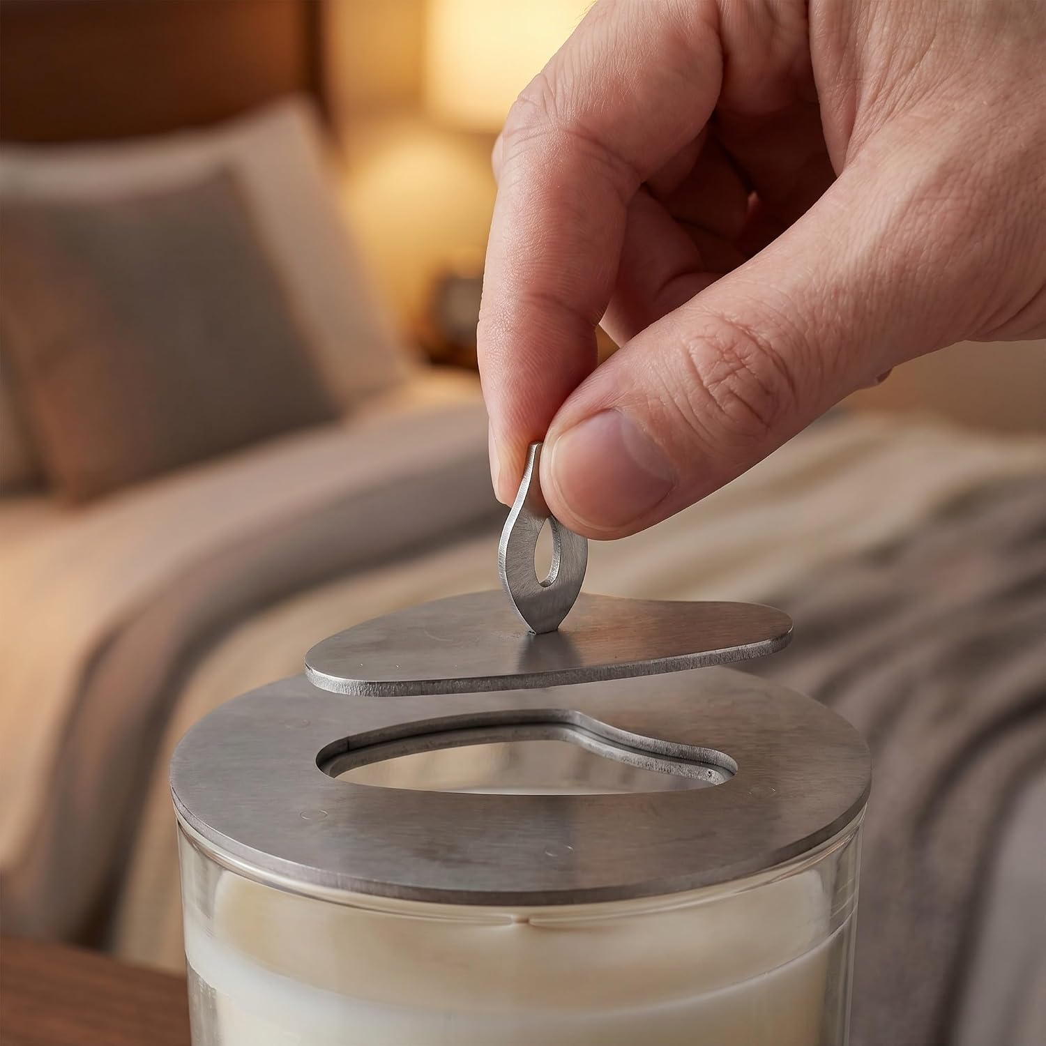 ARTIBETTER 2pcs Silver Candle Topper Cover: 3.2" Stainless Steel Jar Candle Extinguishing Lid, Burning Evenly Replacement Shade for Table Tea Light Flame Control