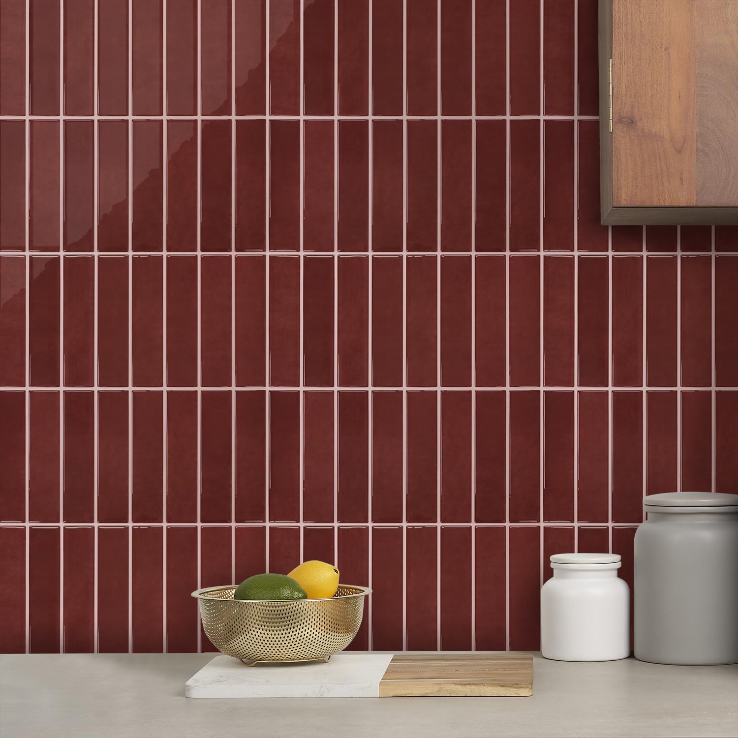Azulejos Adhesivos Cocina Rojo oscuro, 10 Piezas 30.5 x 30.5 cm, Azulejos Autoadhesivos 3D, Línea Recta Vertical, Baldosas Adhesivas de Vinilo para Salpicadero en Cocina y Baño, Impermeables