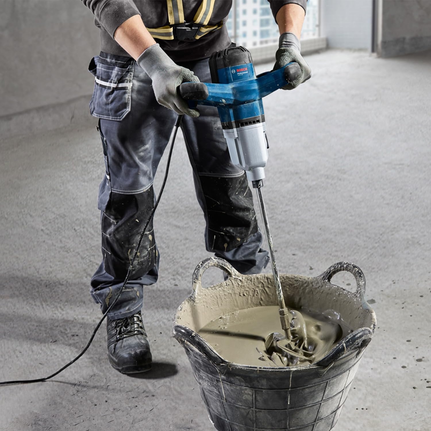 Bosch Professional malaxeur GRW 140 (puissance 1 400 W, 2 vitesses, avec fonction démarrage progressif)