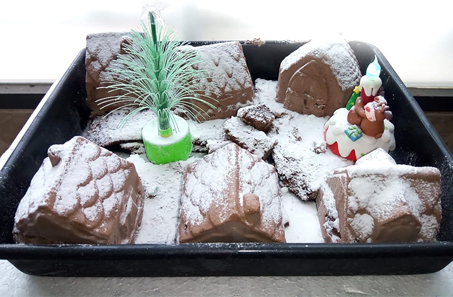 Skytail 2pc Christmas Tree Gingerbread House Silicone Baking Molds 3D Christmas House Cake Molds for Baking Chocolate Candy Xmas Cake Theme Decoration Cupcake Brownies Candle Wax Melts Soap Molds 4