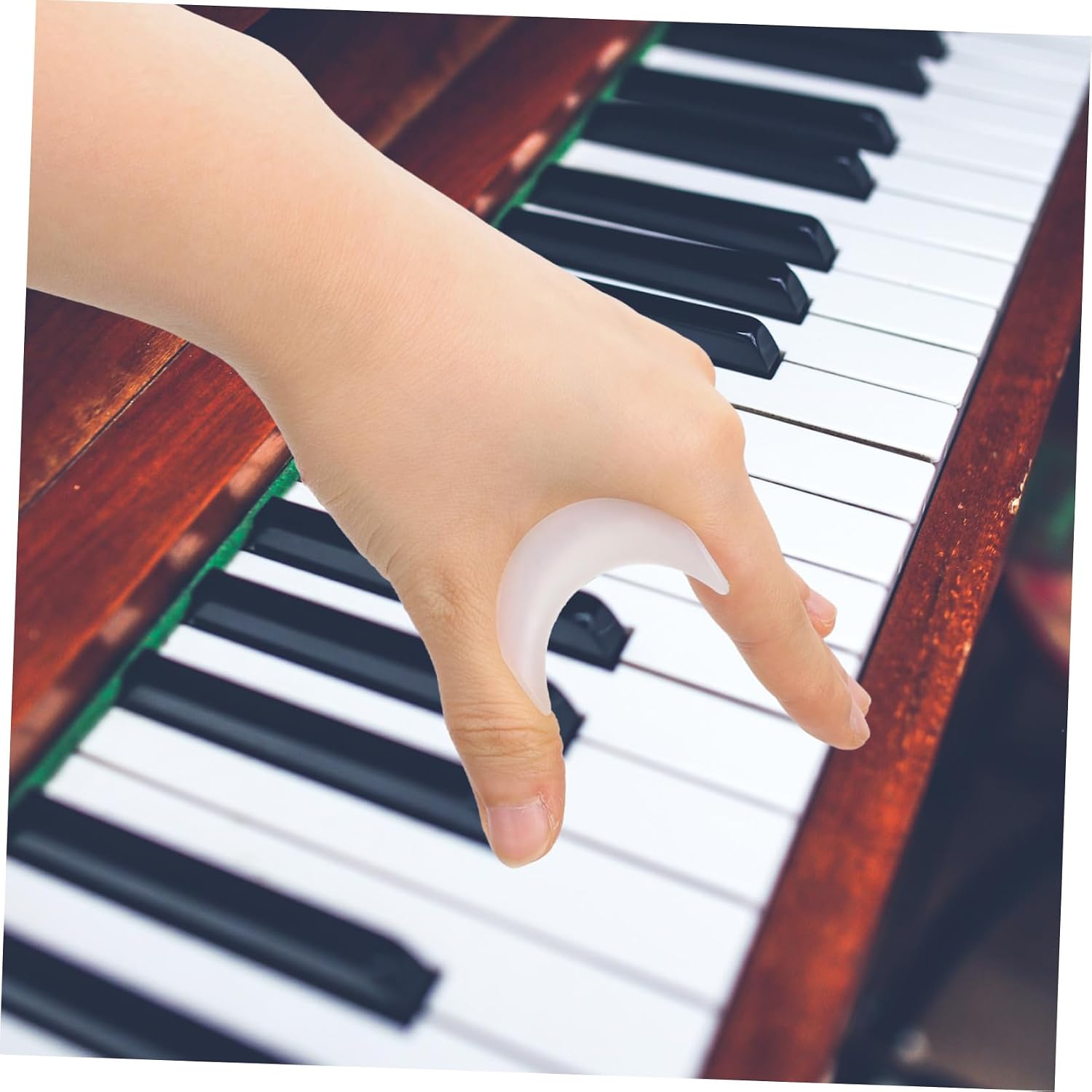 Yardwe Guzheng Hand Posture Corrector Silicone Finger Trainers Tape for Beginners Non Bendable Design for