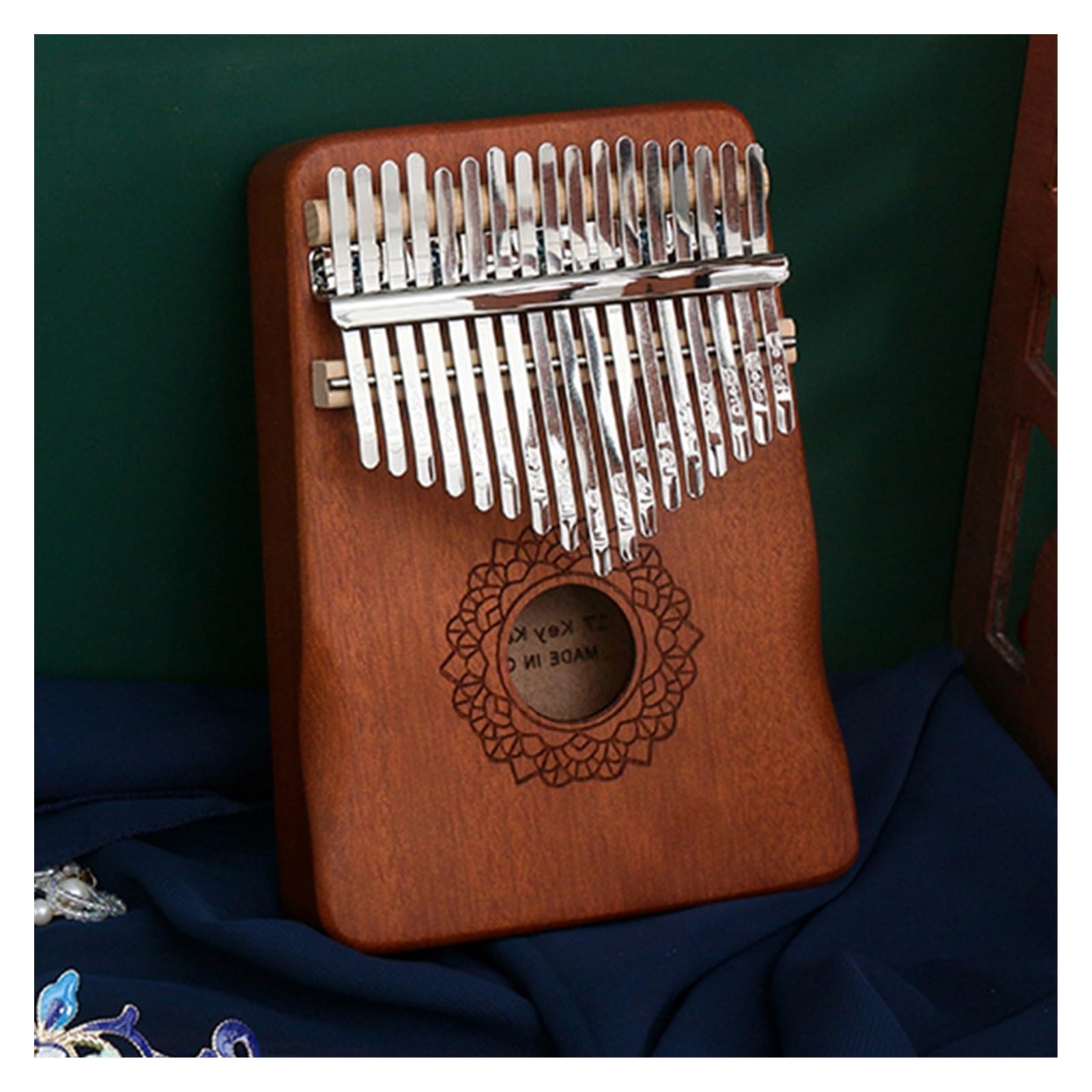 Kalimba Kolorowa osłona dłoni w stylu retro skala chromatyczna 17-tonowy fortepian kciukowy Kalimba dla początkujących przenośny fortepian na palec