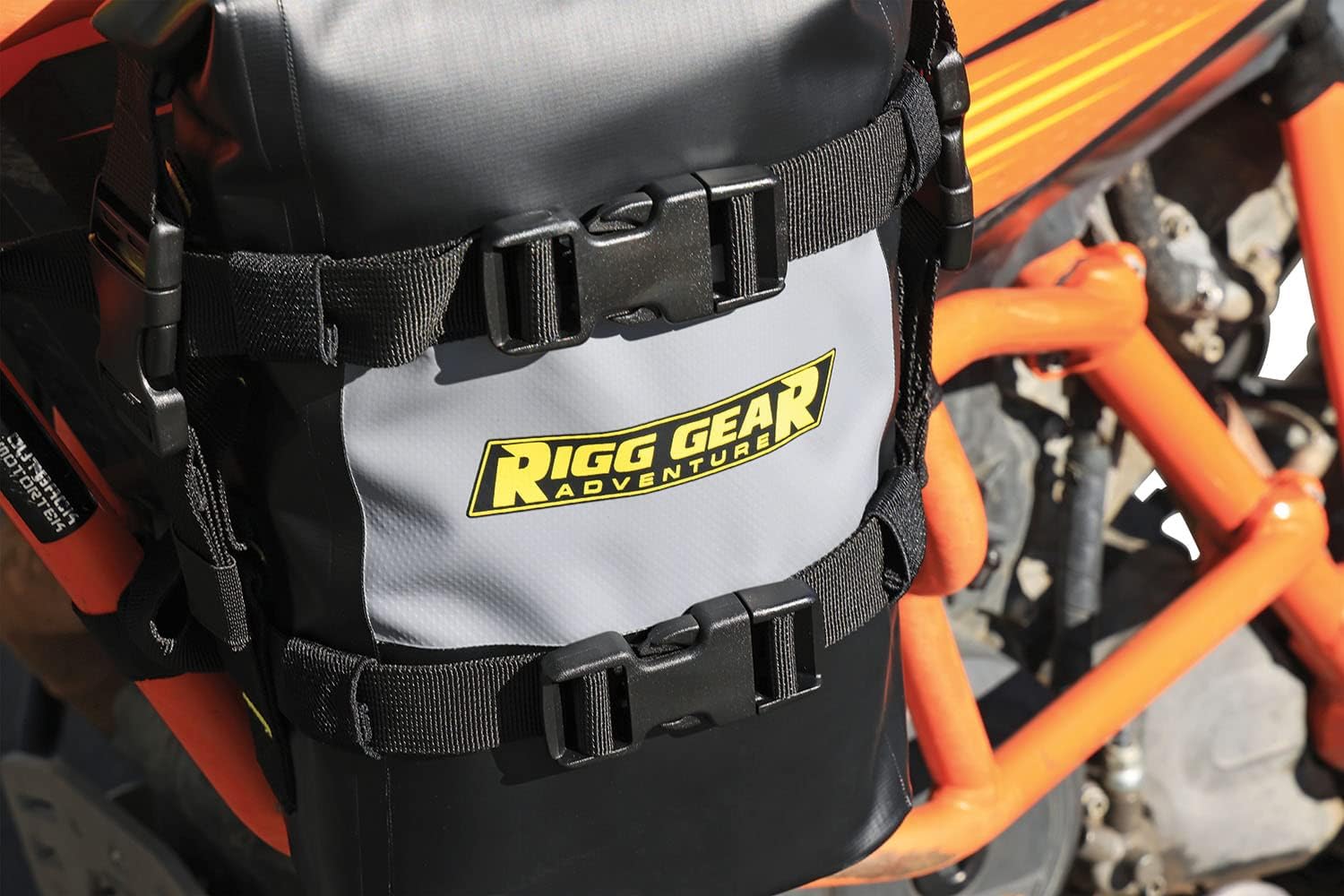 Nelson-Rigg Waterproof Hurricane RiggPak Crash Bar/Tail Bag. Can Also Attach as a MOLLE Bag