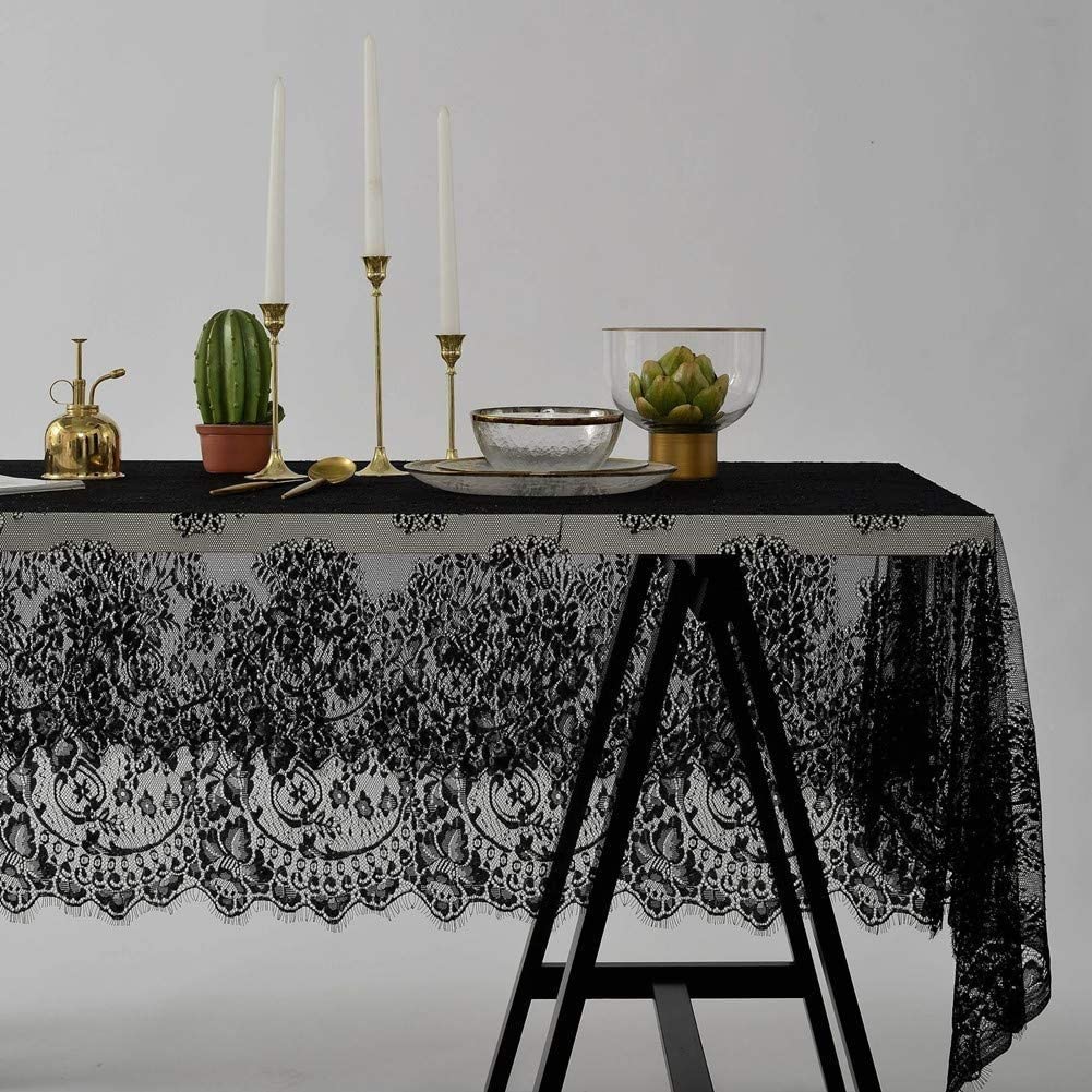 Nappe noire 145x145 cm lavable et facile à nettoyer pour table de jardin
