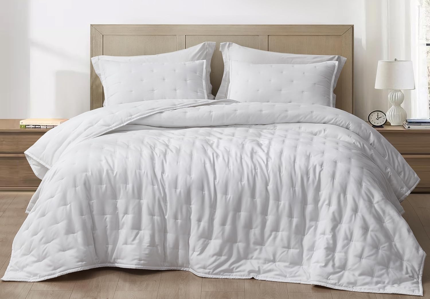 Chezmoi Collection Glen 3-Piece Crescent Stitched Quilt Set, King Size, White - Rayon Derived from Bamboo & Polyester Blended, Soft Breathable Cooling Bedspread for Hot Sleepers