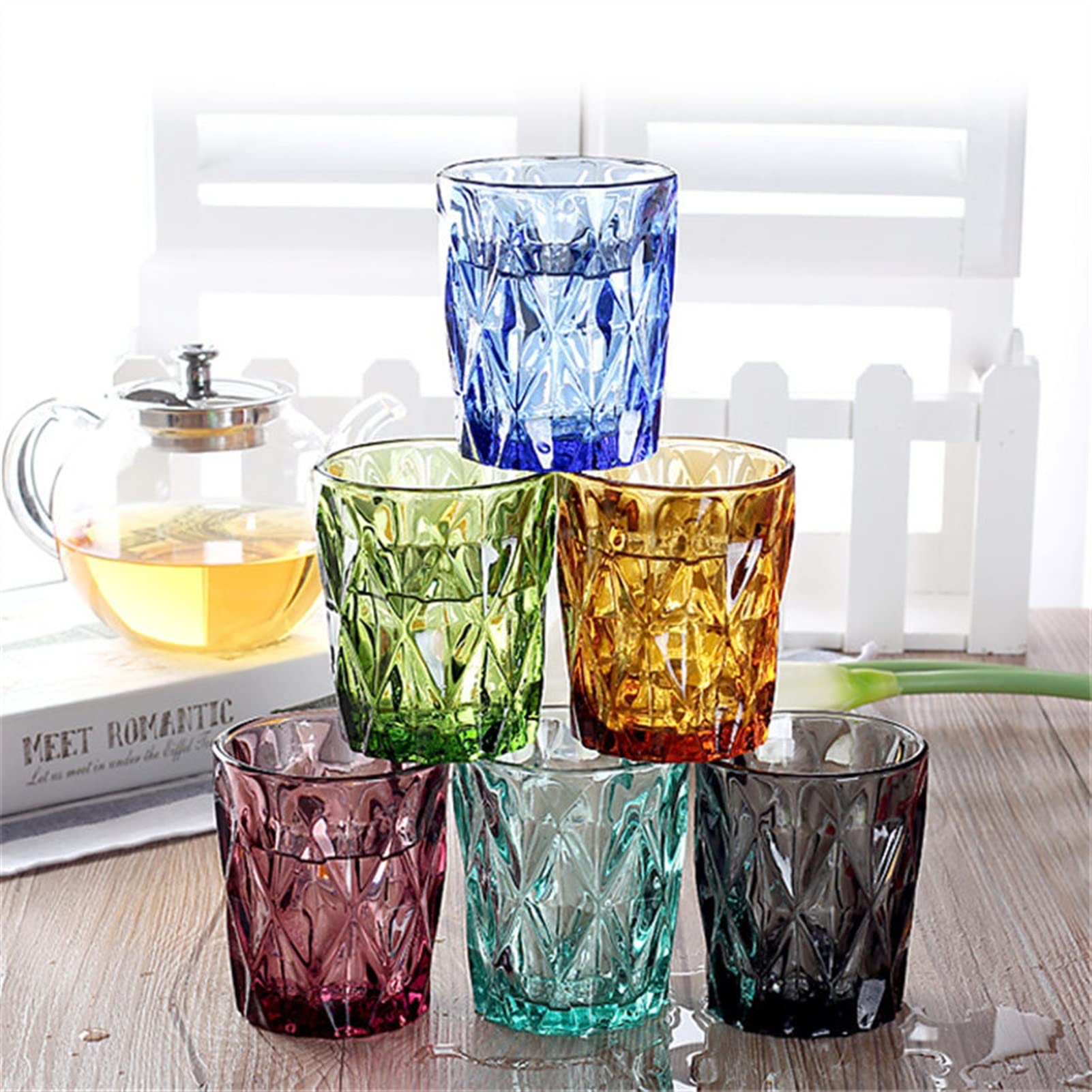 Szklane kubki do kawy szklanki do wody do soku piwa herbaty mleka wina 4-częściowy zestaw kubek do zimnego napoju gospodarstwo domowe napoje imprezowe (240 ml) szklane kubki do kawy