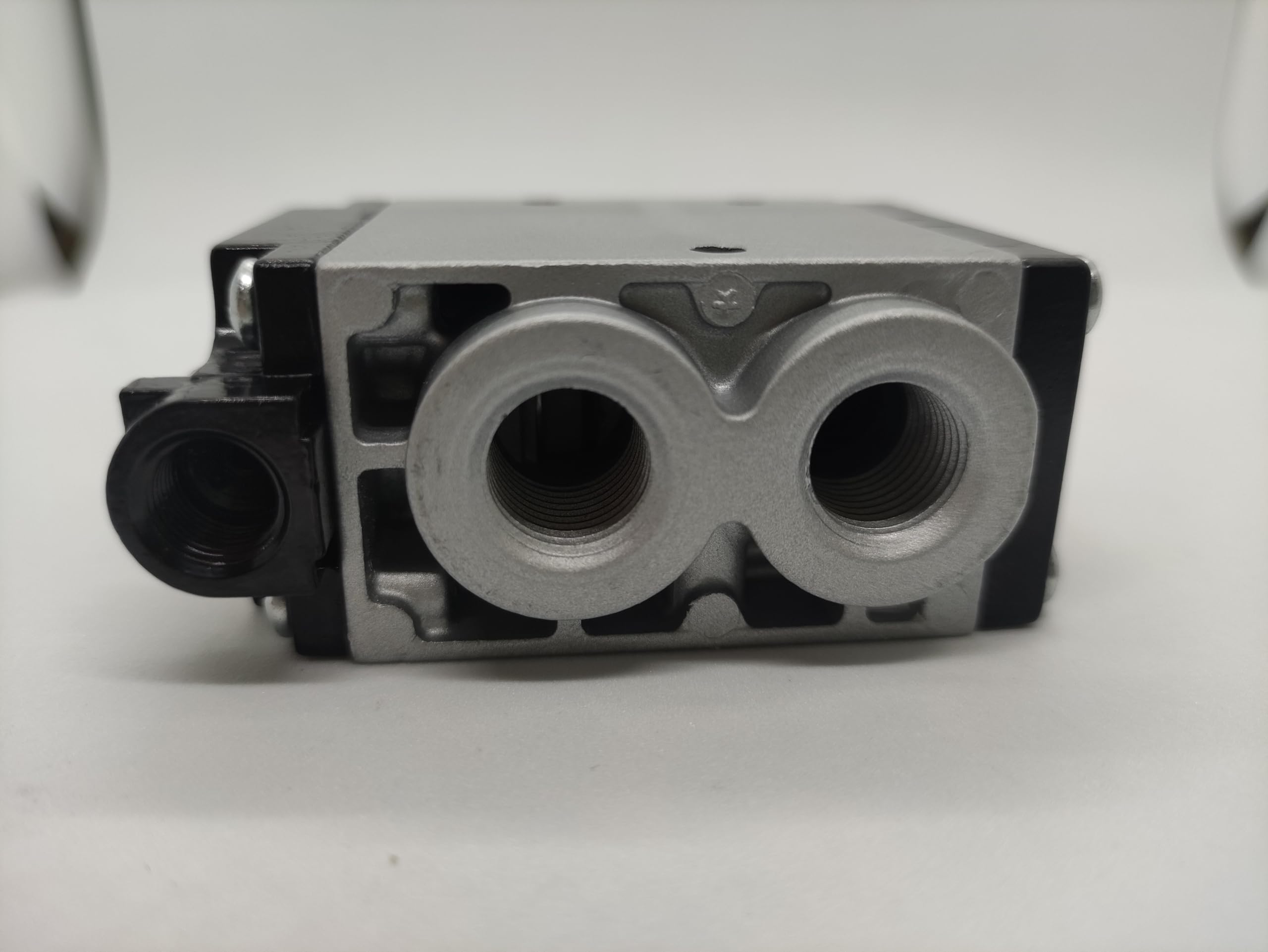 AF-2601 VALVOLA PNEUMATICA AD OTTURATORE 3/2 NC G1/4"