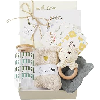 WOODEN TEETHER 7-Piece Gift Set for Mum and Baby Baby Gift Girl Boy with Mum Card Baby Rattle Straw Cup Socks Greeting Card Newborn Baby Shower Gift Bear Smaller