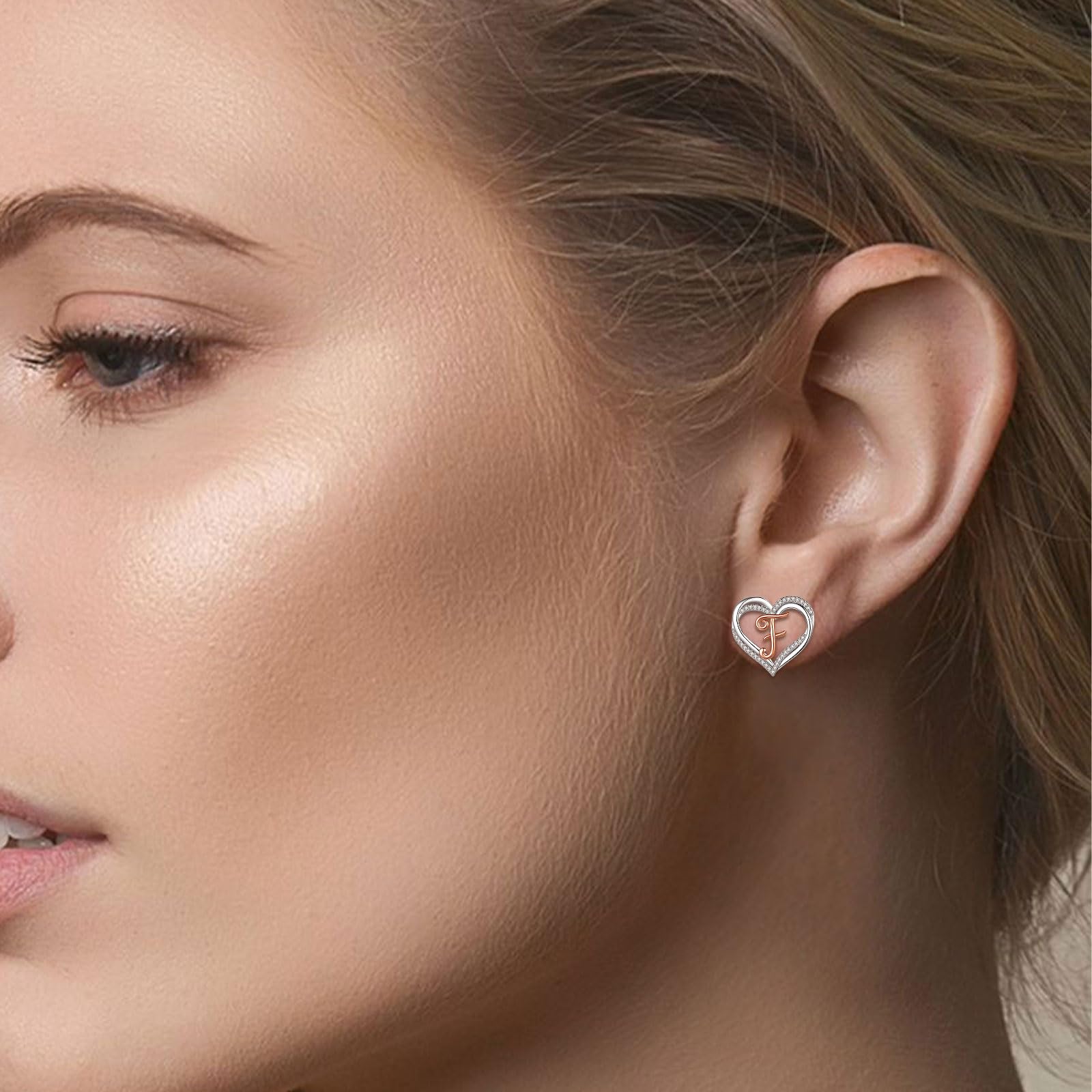 INFUSEU Orecchini Lettera, Argento Sterling 925 Orecchino Iniziale Lobo Iniziali Cuore Lettera A-Z Nome Iniziali Dell'alfabeto Gioielli Personalizzati Regali per Donne Ragazze