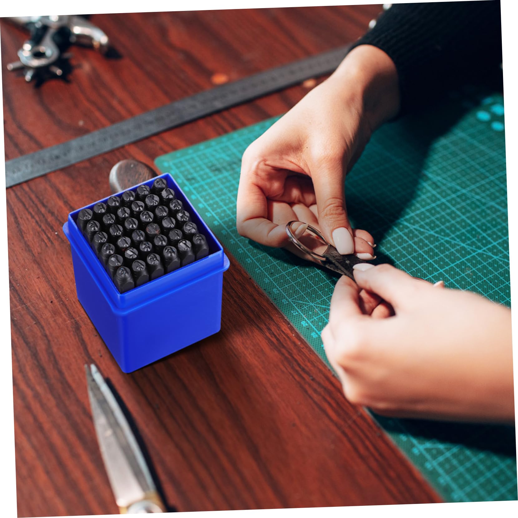 SHINEOFI Stamp Puncher de Punzón de Metal para Estampación Sellos de Marcado de Números y Sello Metálico Letras en Acero al Carbono para Talleres y Joyería