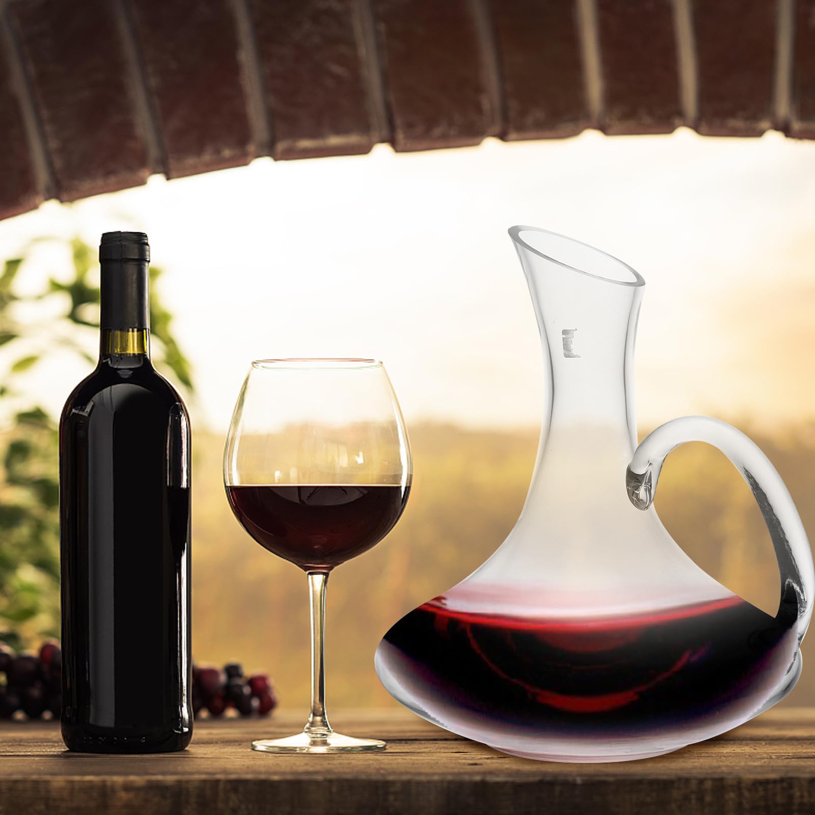 Decantador de Vino Tinto de 1500 Ml con Asa Ergonómica y Vertedor Anti-grietas, Recipiente Transparente para Almacenamiento y Servicio Doméstico en Restaurante y Hogar