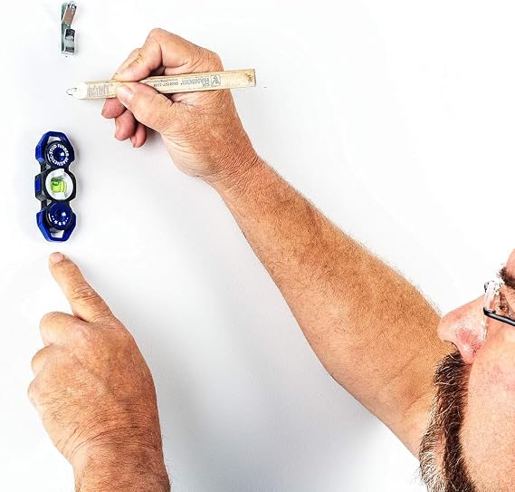 Magnetic Stud Finder and Leveler, Pocket Size and Battery Free