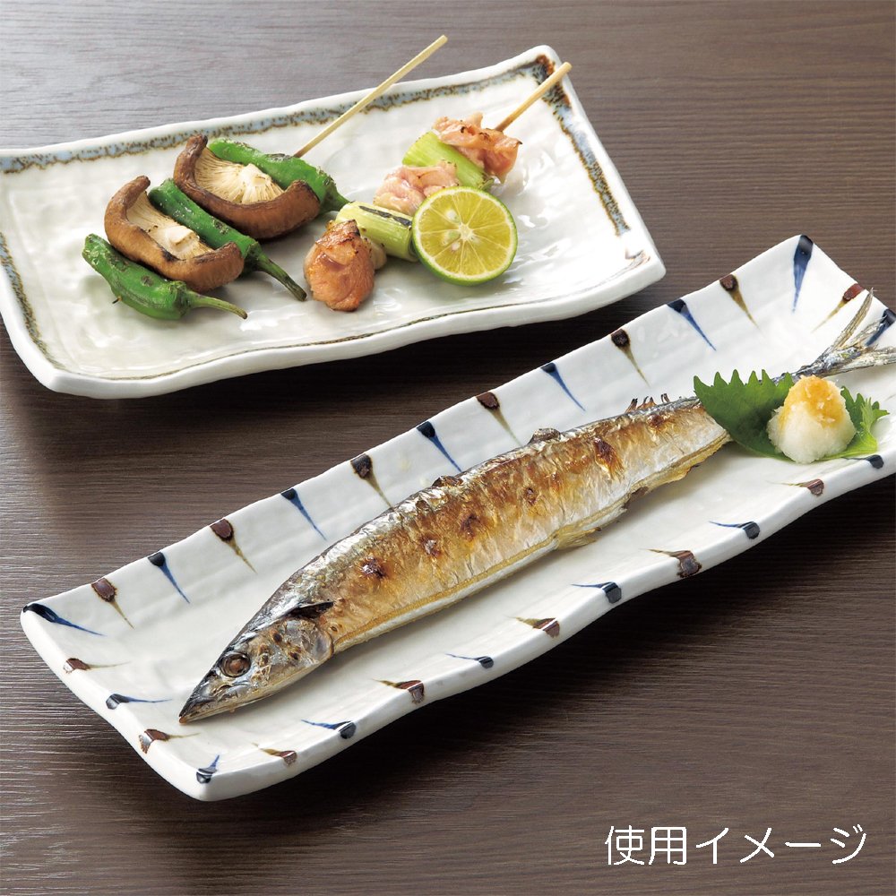 Amazon.co.jp: 萬古焼 さんま皿 長角皿 長皿 呉須錆十草 日本製 08552