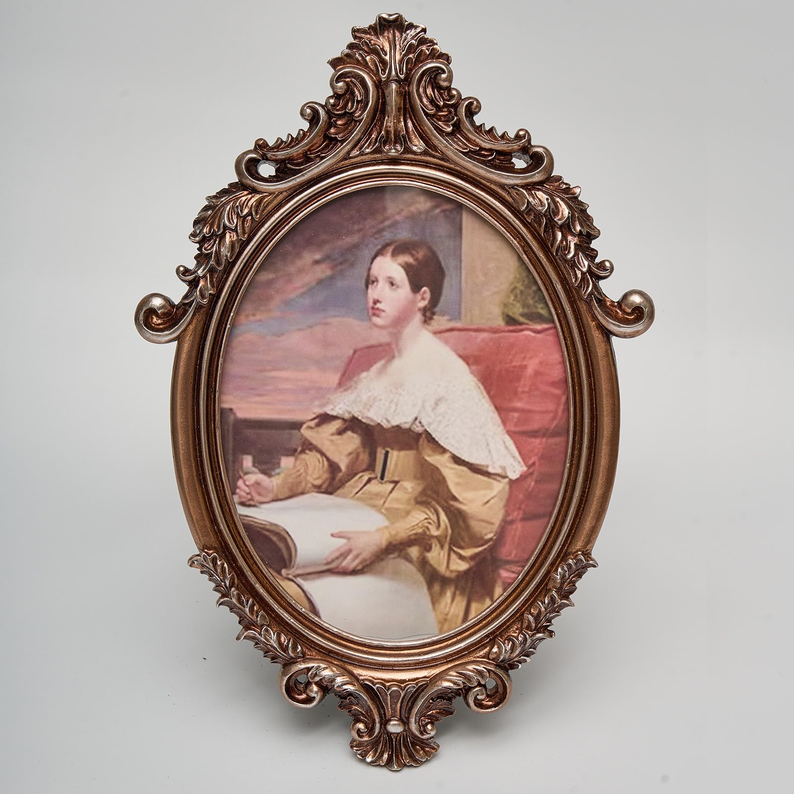 Amazon.com - JANDERART Vintage Oval Picture Frame 7x9 Inch